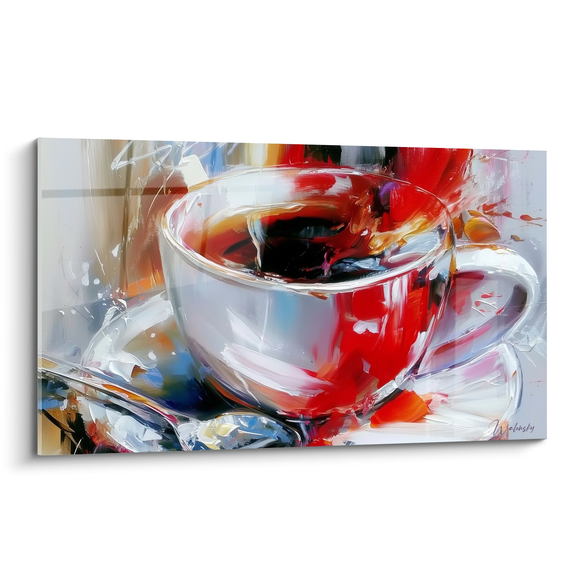 Tasse blanche de café aux touches rouges éclatantes et reflets dorés sur fond gris estompé