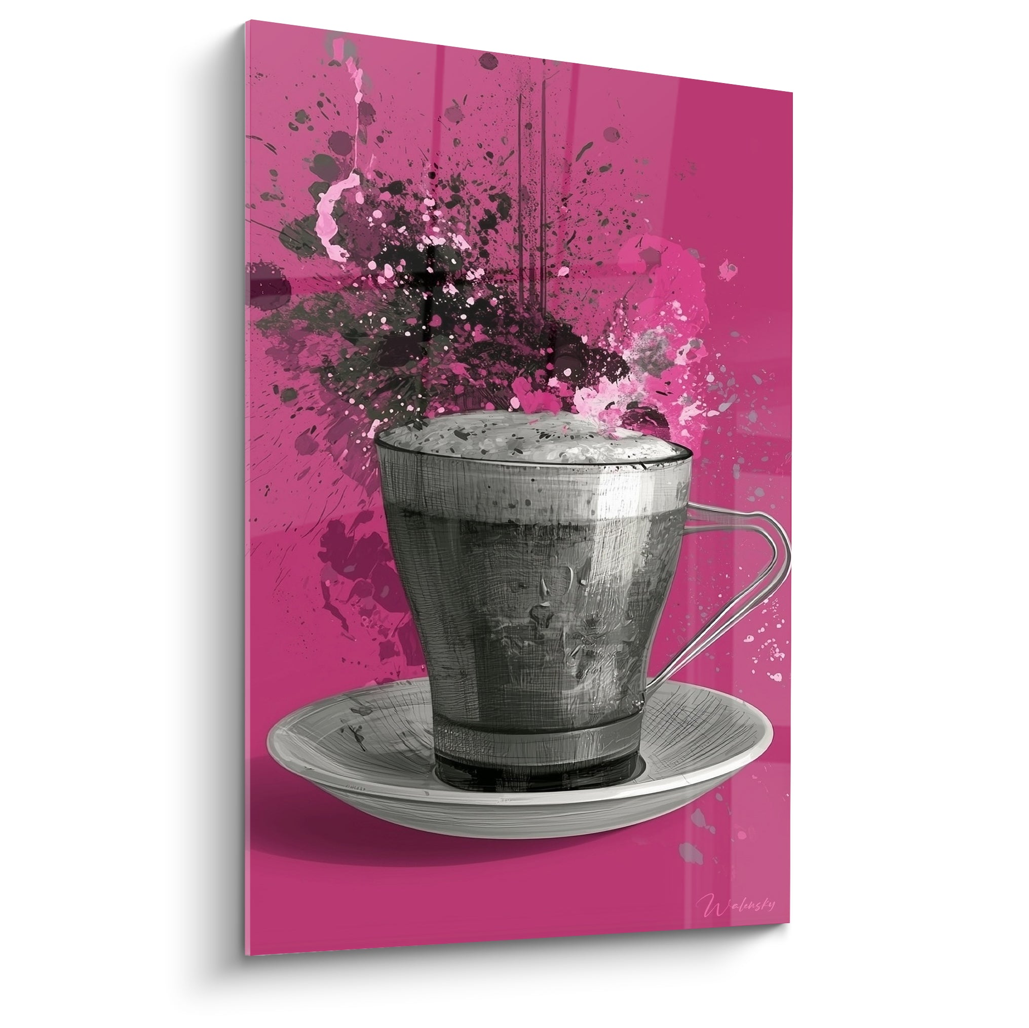 Tasse de café grise sur fond fuchsia intense, éclaboussures noires et roses en explosion graphique