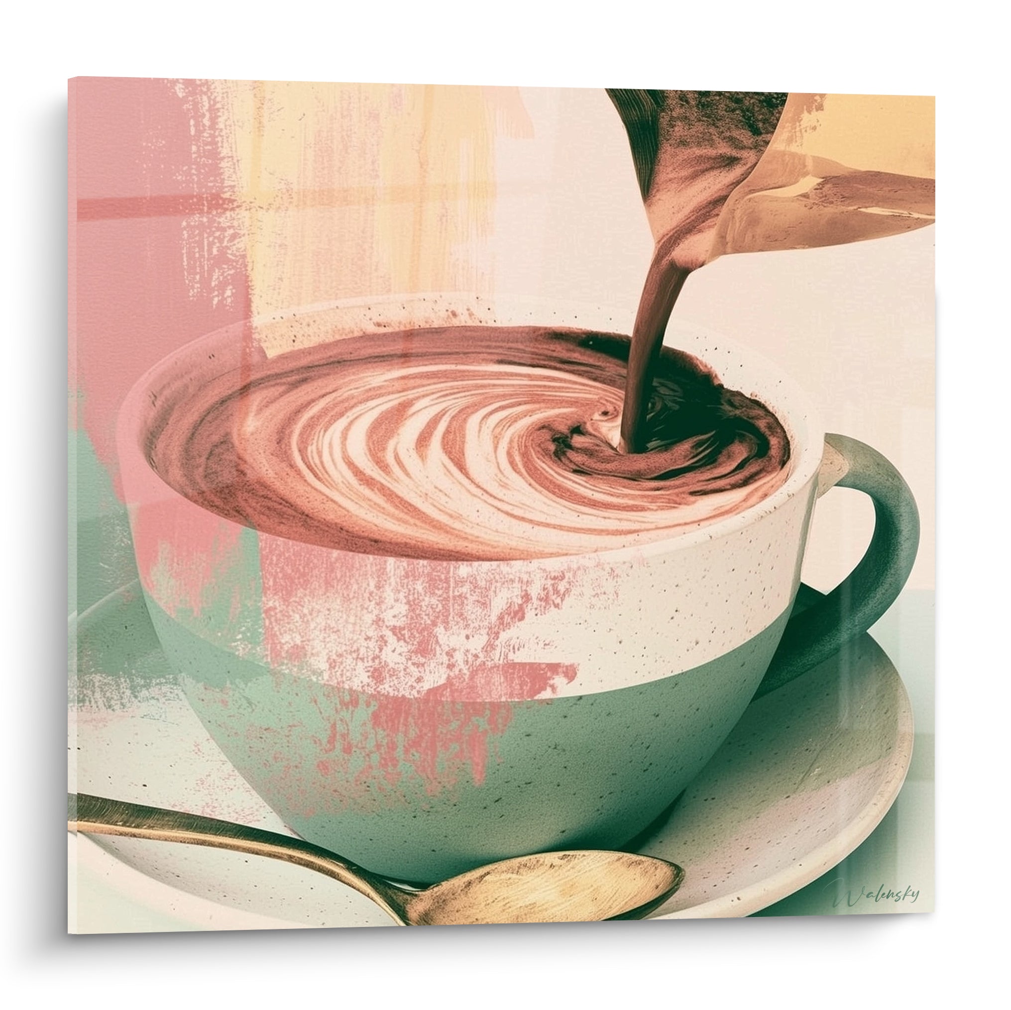 Café versé en spirale dans une tasse vert sauge et rose poudré, mousse crème et anse dorée