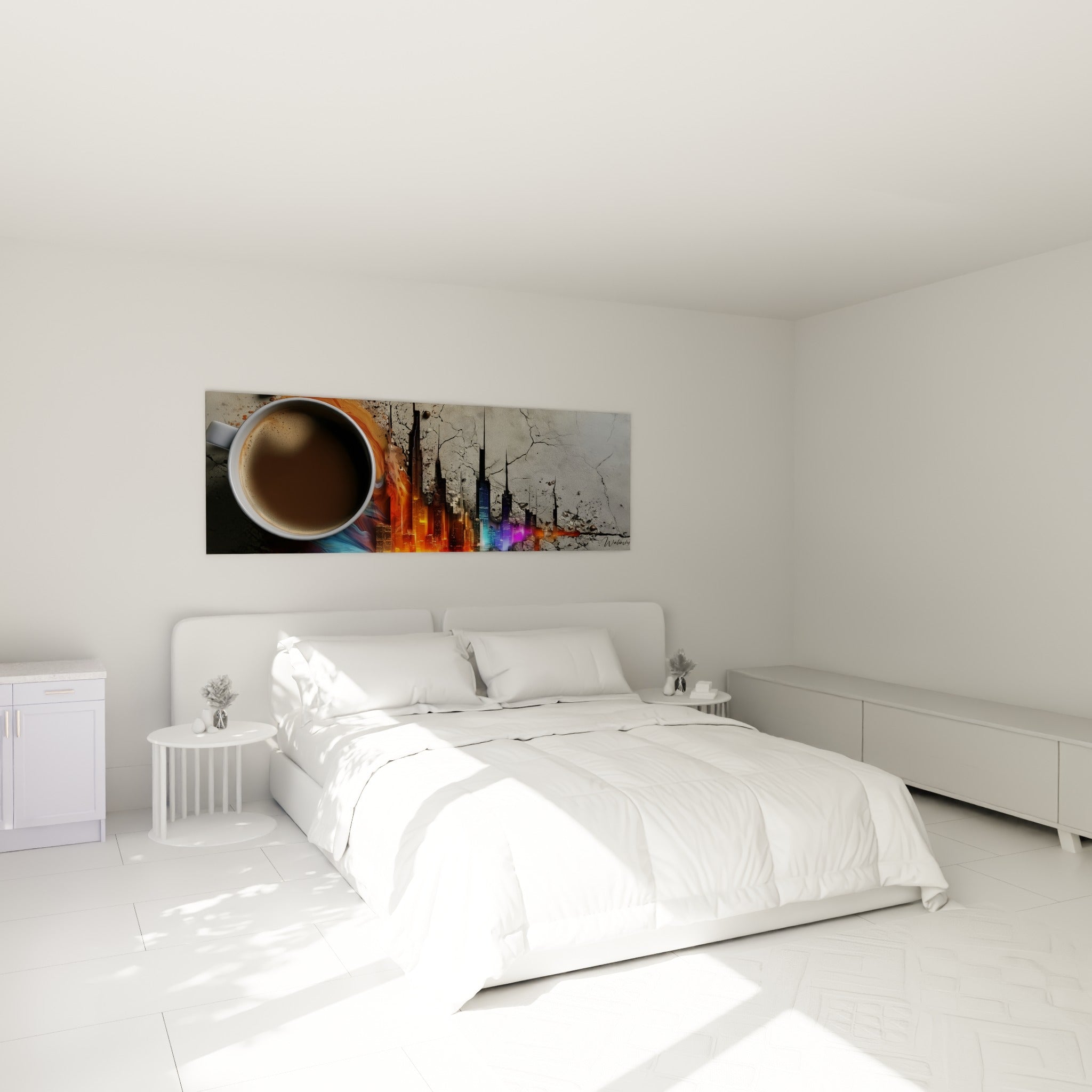 Skyline orange et bleue émergeant d'une tasse de café, accrochée au-dessus d'un lit dans une chambre claire
