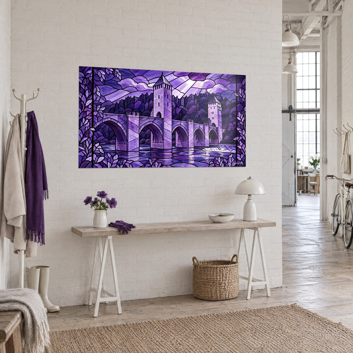 Cuadro Acueducto fortificado reflejado en un río malva, arcos de piedra lavanda y cielo violeta, vista de tres cuartos en un loft