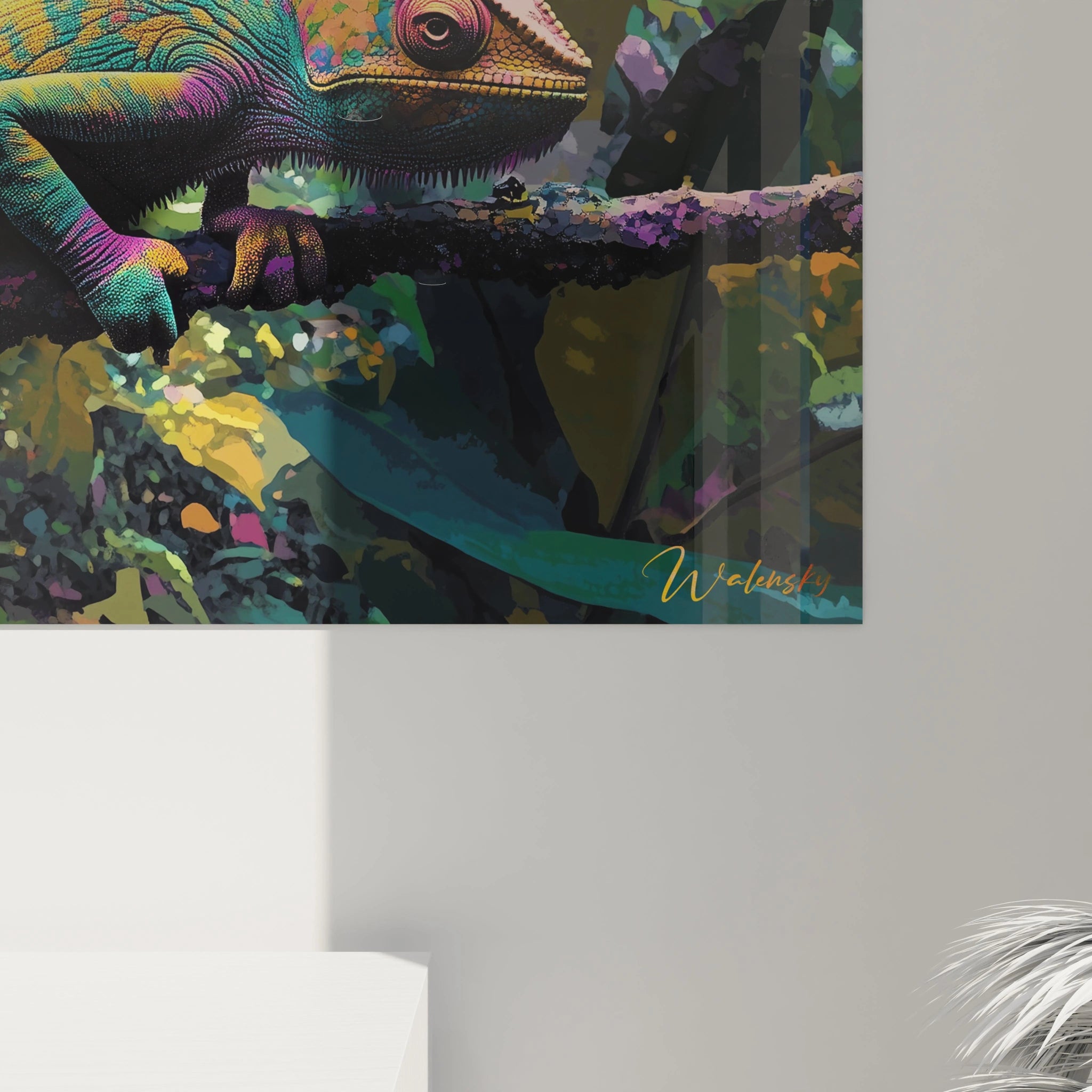 Tableau caméléon coloré sur fond de forêt tropicale par Walensky, parfait pour embellir votre intérieur