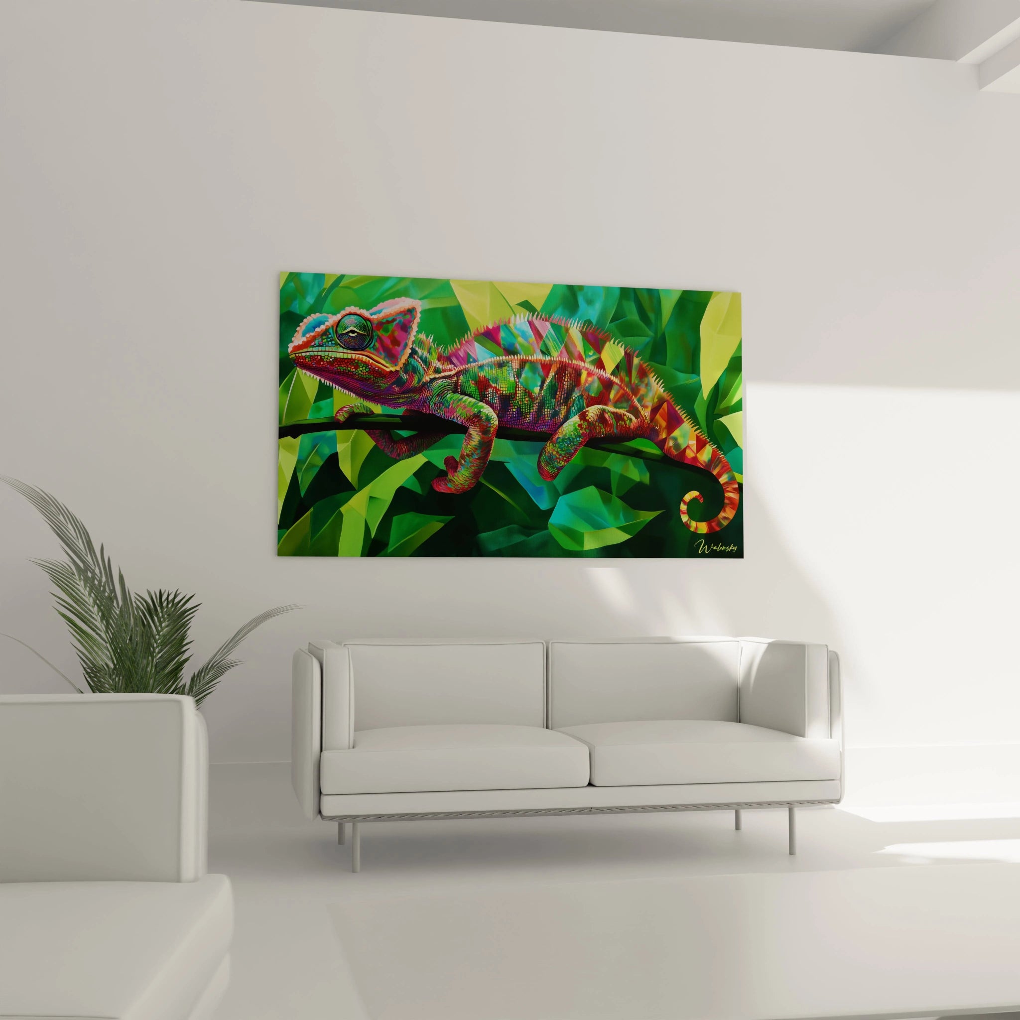 Tableau caméléon coloré de Walensky accroché au mur au-dessus d'un canapé moderne