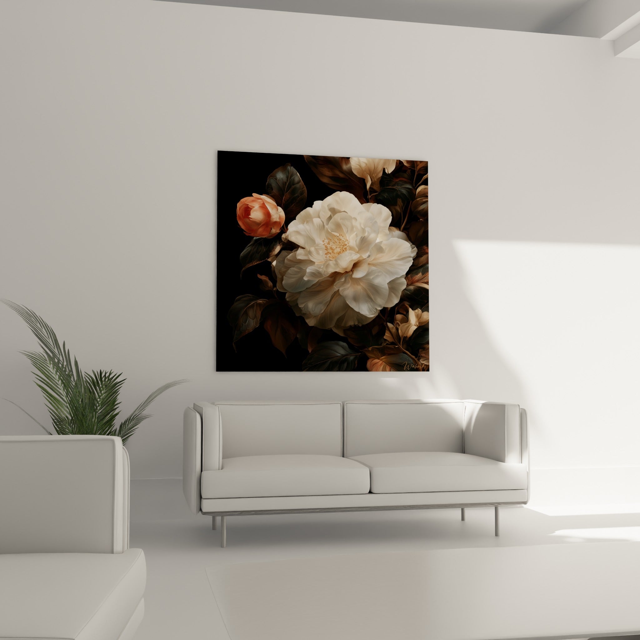 Corolle blanche et cœur doré du camélia se détachant sur fond anthracite, au-dessus d'un canapé dans un salon lumineux