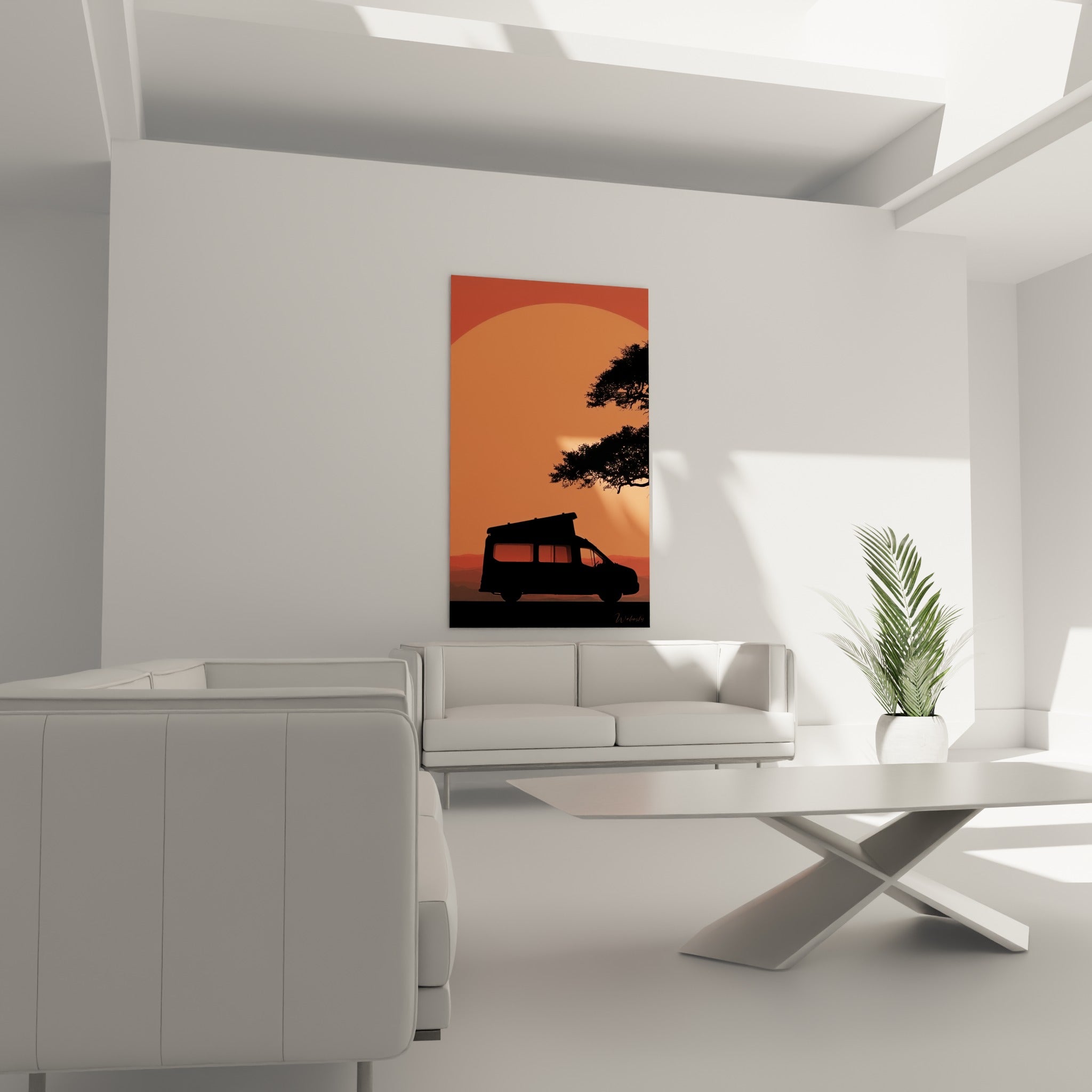 Silhouette de camping-car anthracite et arbre noir sur fond corail, au-dessus d'un canapé dans un salon lumineux