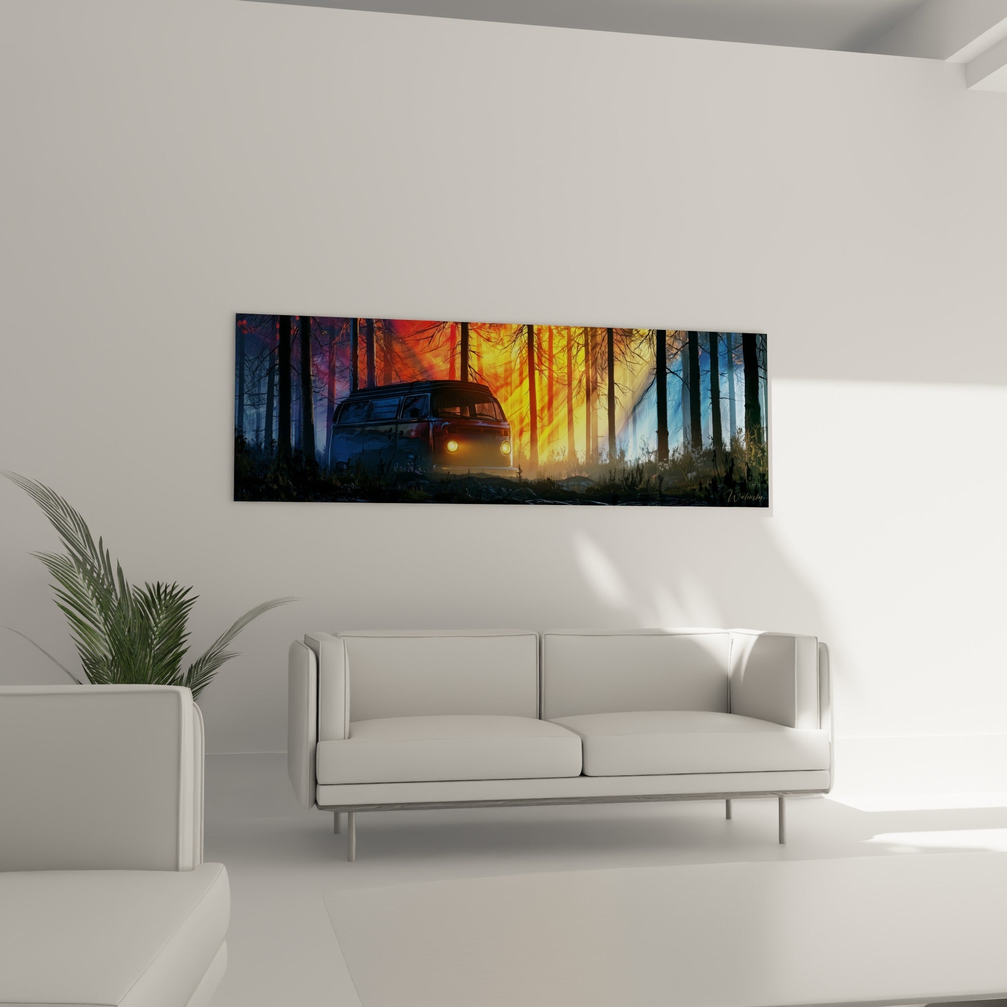 Van life illuminé par des rayons dorés entre des troncs sombres, au-dessus d'un canapé dans un salon lumineux