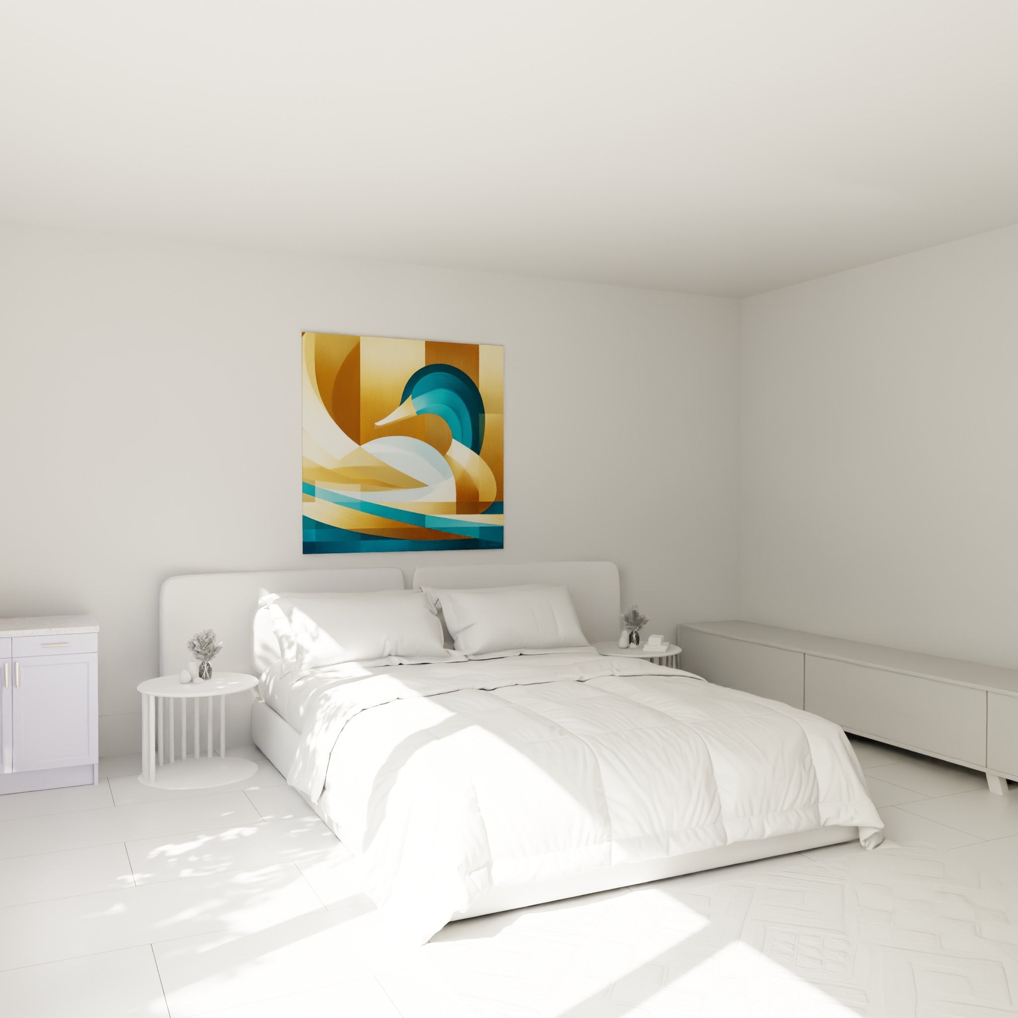 Canard aux teintes dorées et bleu turquoise, posture repliée, au-dessus d'un lit dans une chambre claire