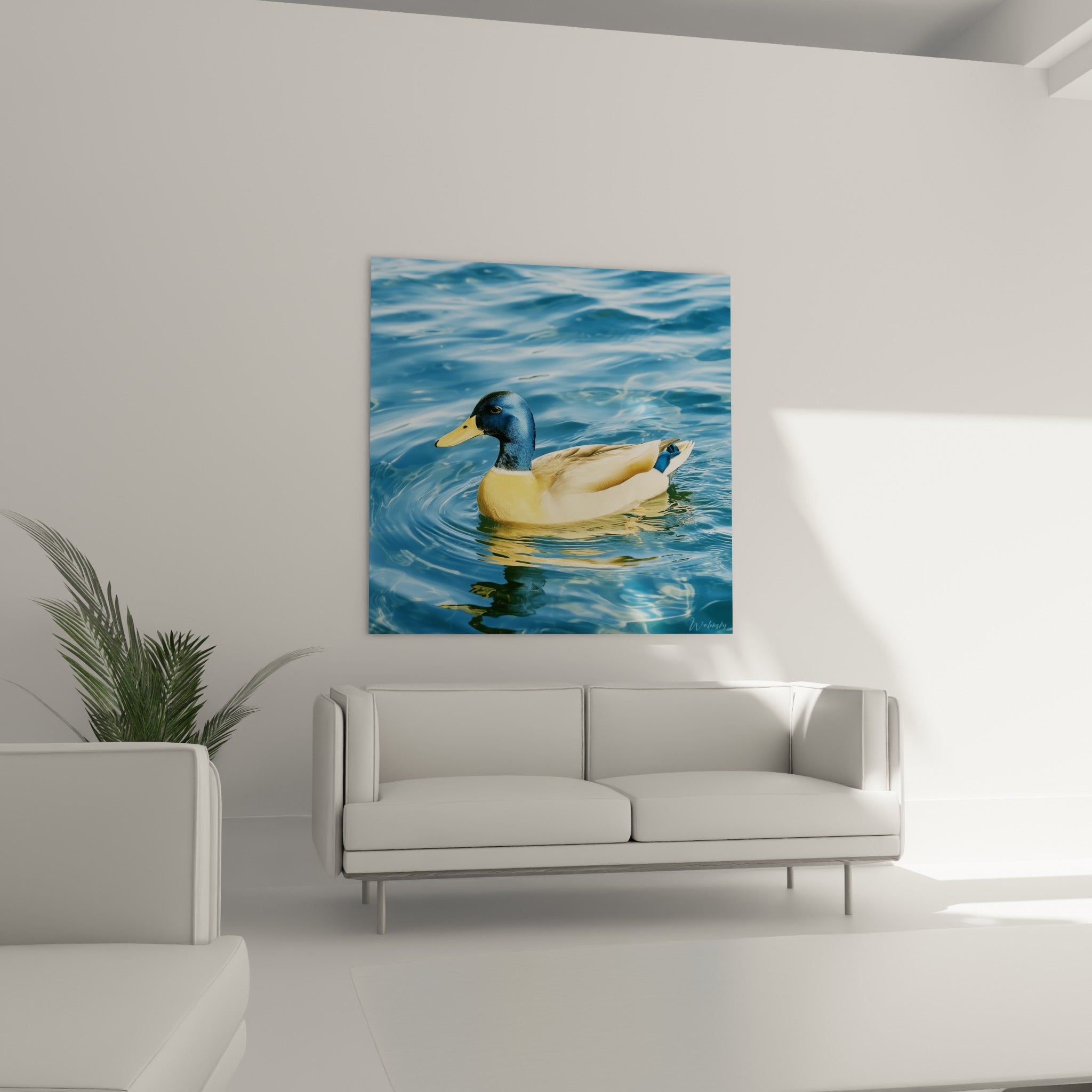 Oiseau aquatique bleu et crème voguant paisiblement au-dessus d'un canapé dans un salon lumineux