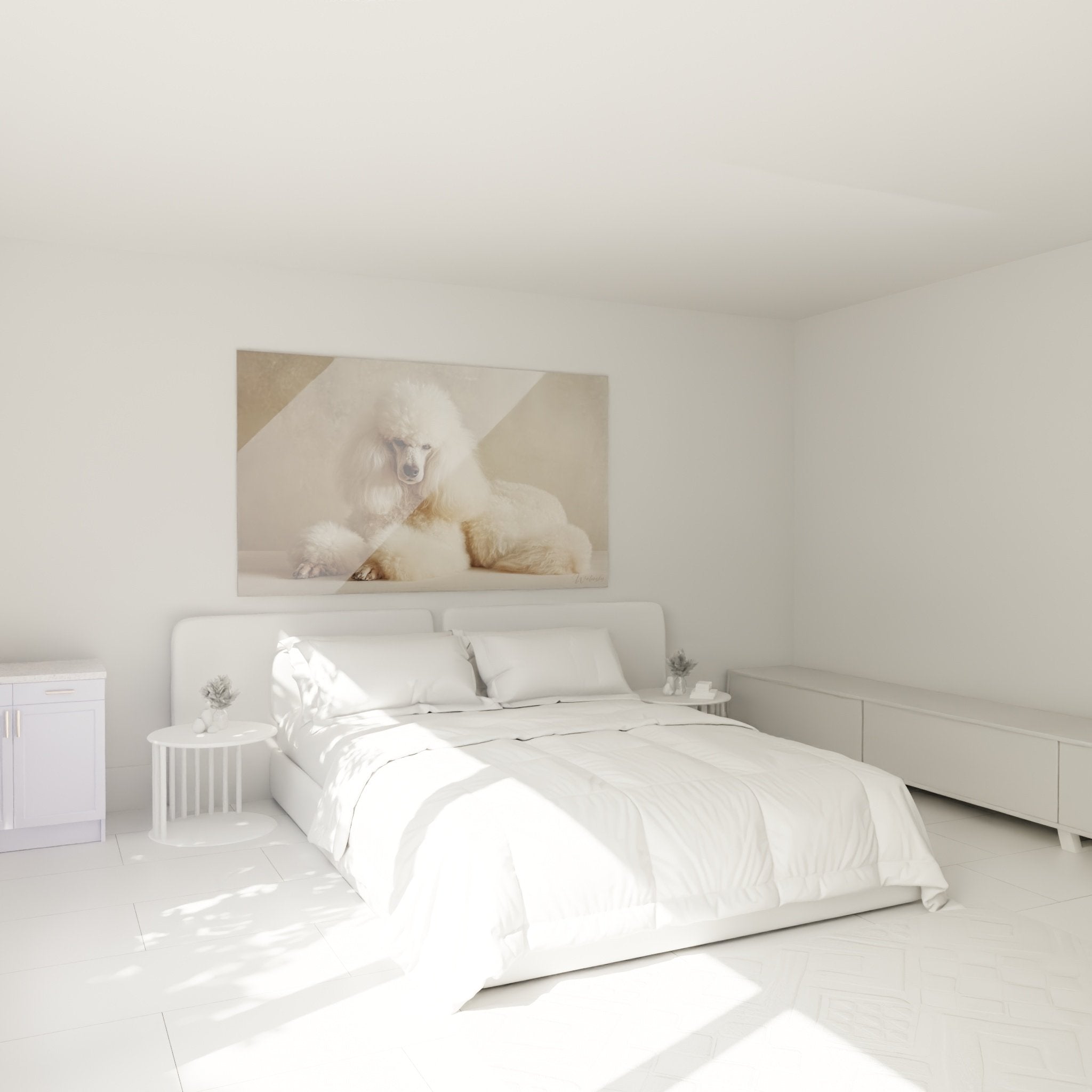 Tableau caniche blanc décorant chambre moderne, ambiance douce et apaisante, décoration murale élégante