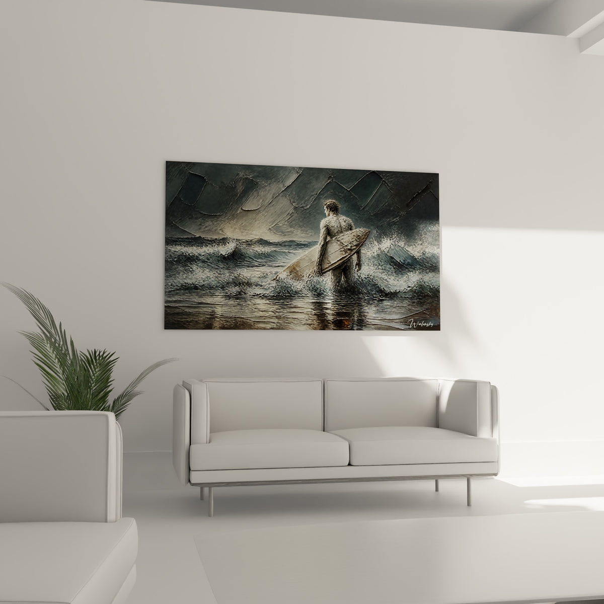 Silhouette anthracite face aux rouleaux blancs, planche de surf sous le bras, au-dessus d'un canapé dans un salon lumineux