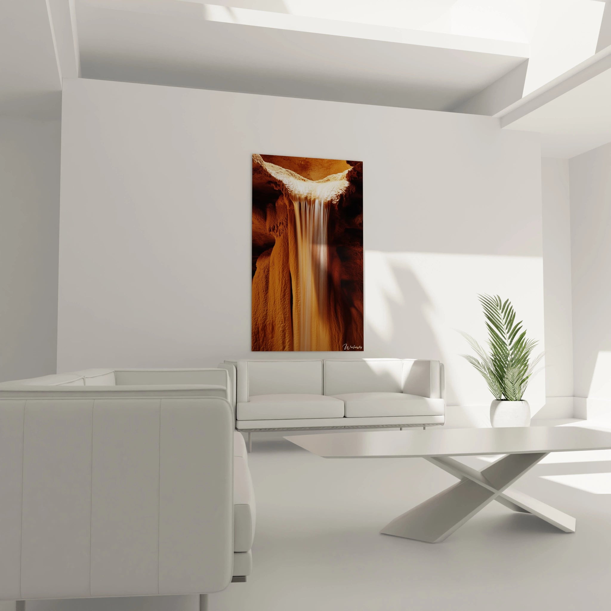 Un tableau cascade montrant une eau en mouvement sur une structure rocheuse aux teintes chaudes, combinant textures lisses et rugueuses, avec des reflets dorés et ombrages accentuant la profondeur.