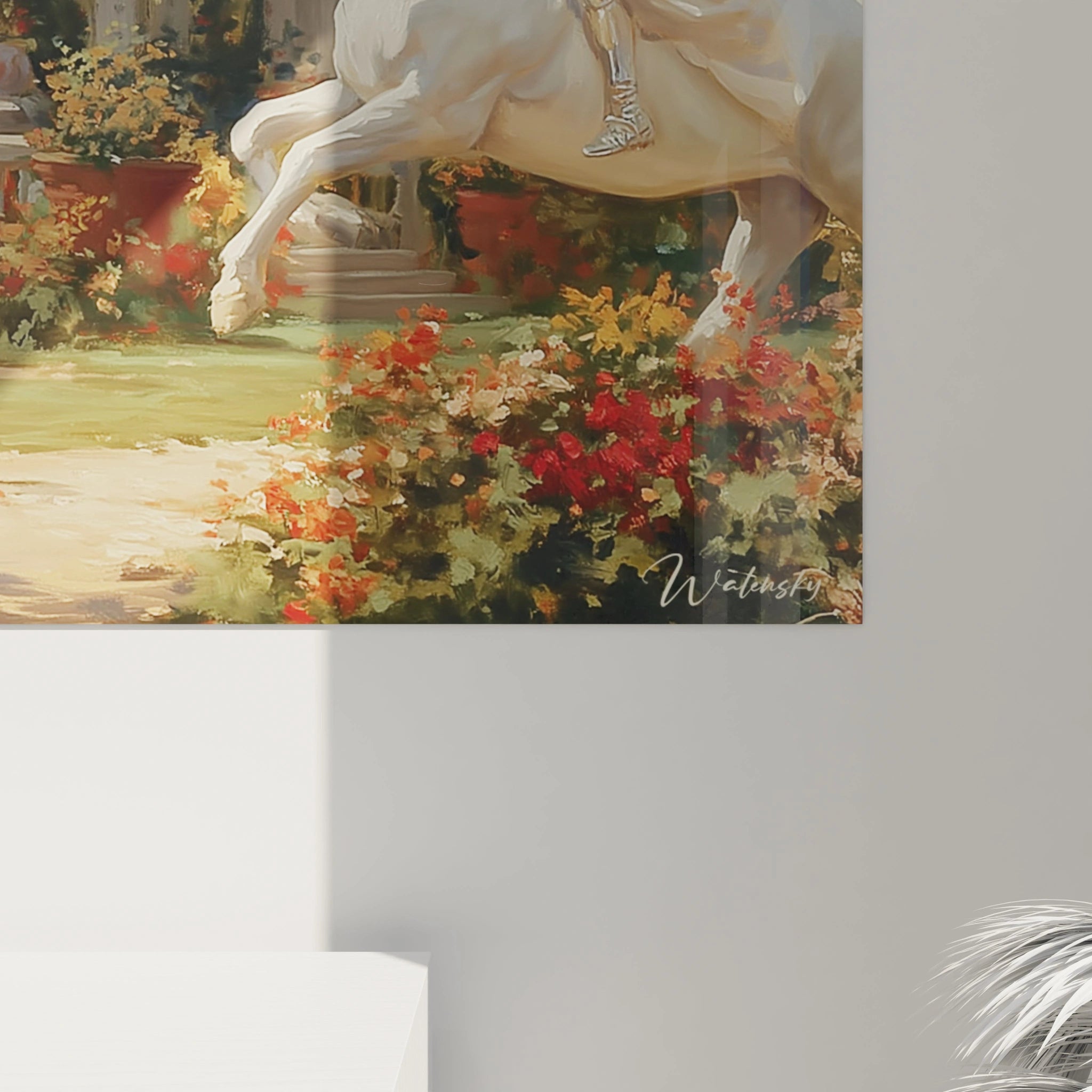 tableau cavalier blanc ivoire Walensky montrant cheval blanc en galop et fleurs de jardin sur mur
