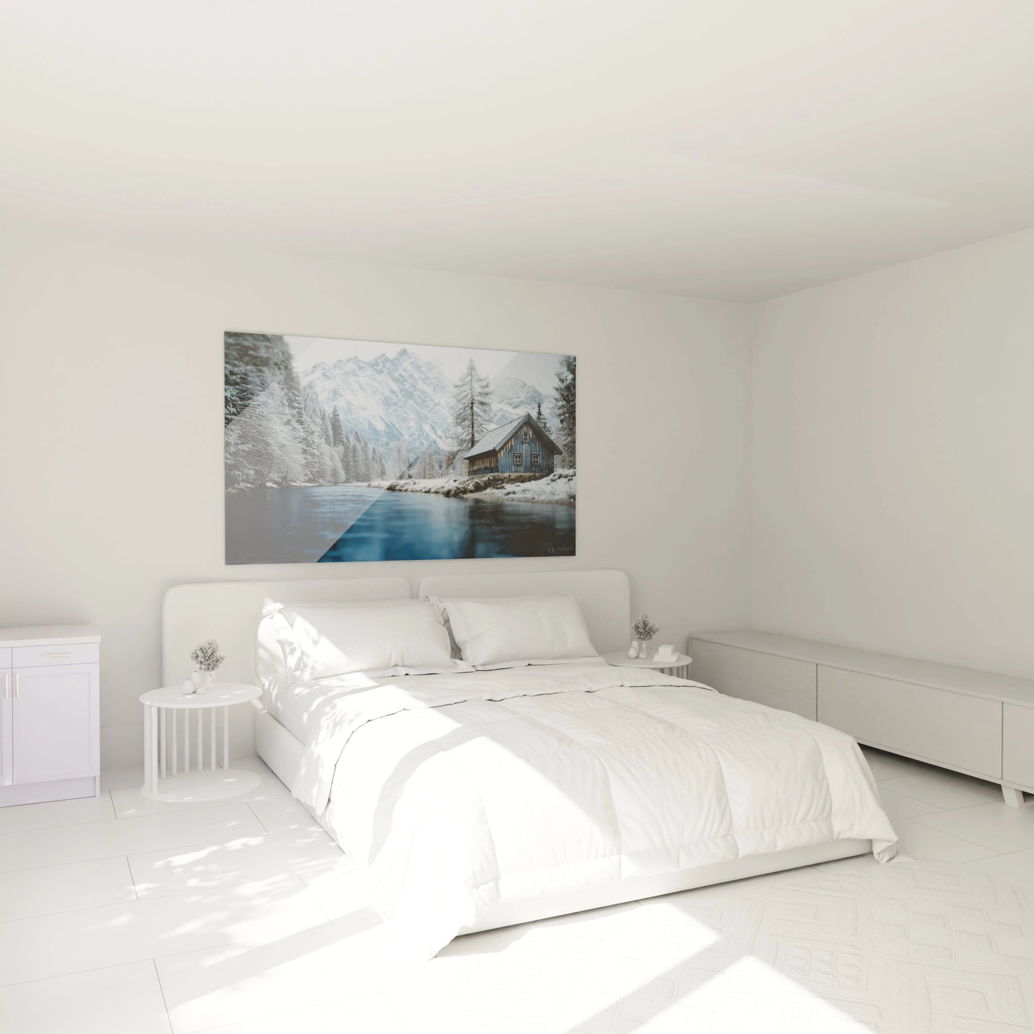 tableau chalet hivernal Walensky grand format au dessus du lit dans une chambre minimaliste blanche et lumineuse