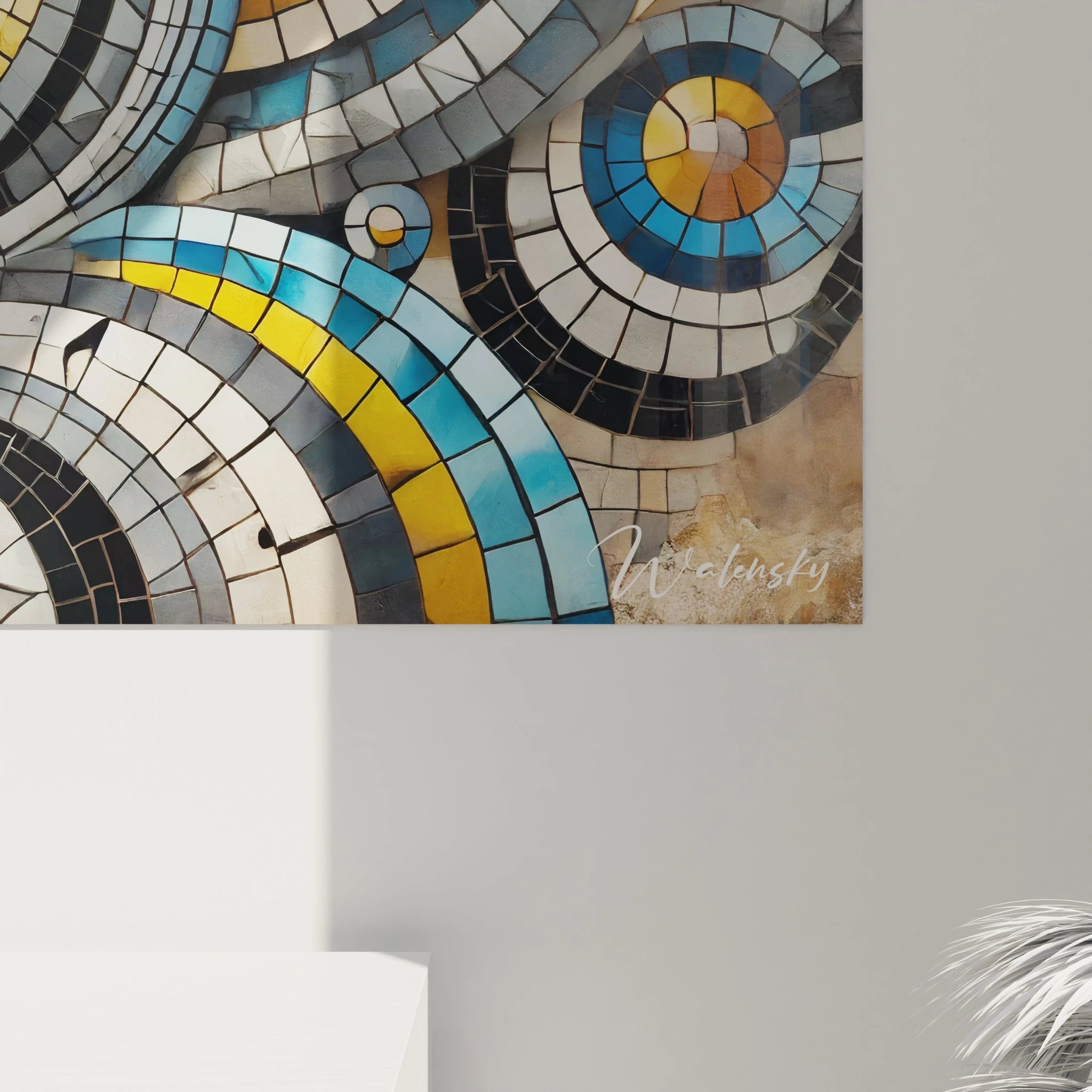 En gros plan, chaque tesselle de ce tableau Mosaique evoque la beaute naturelle et la complexite d un oiseau dans une palette raffinee.