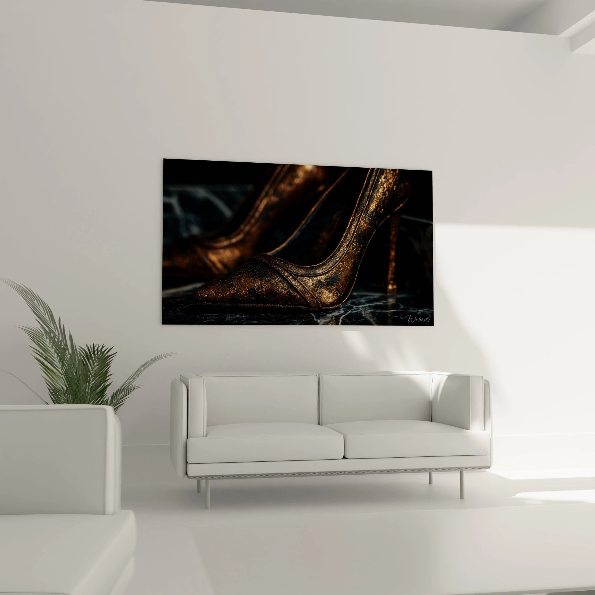 Tableau chaussure art mural de Walensky avec des talons dorés sur fond noir pour la décoration moderne
