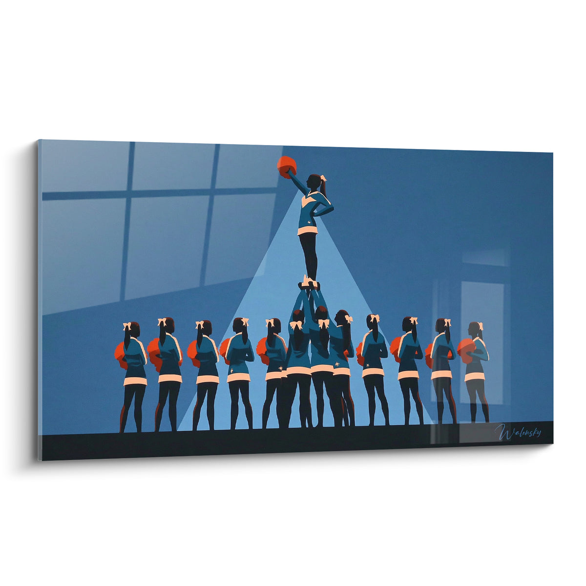 Pyramide de cheerleaders bleu marine et orange vif, silhouettes noires devant une verrière lumineuse