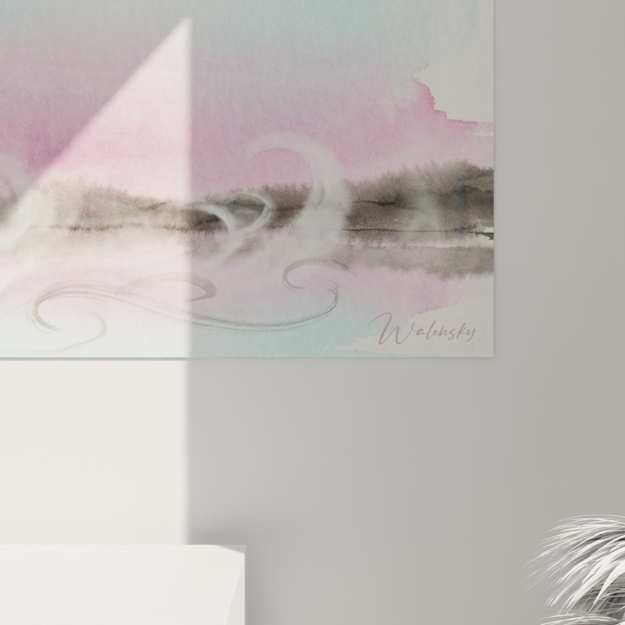 Vue ensemble tableau Leonberg aquarelle pastel dans salon moderne déco scandinave murs blancs