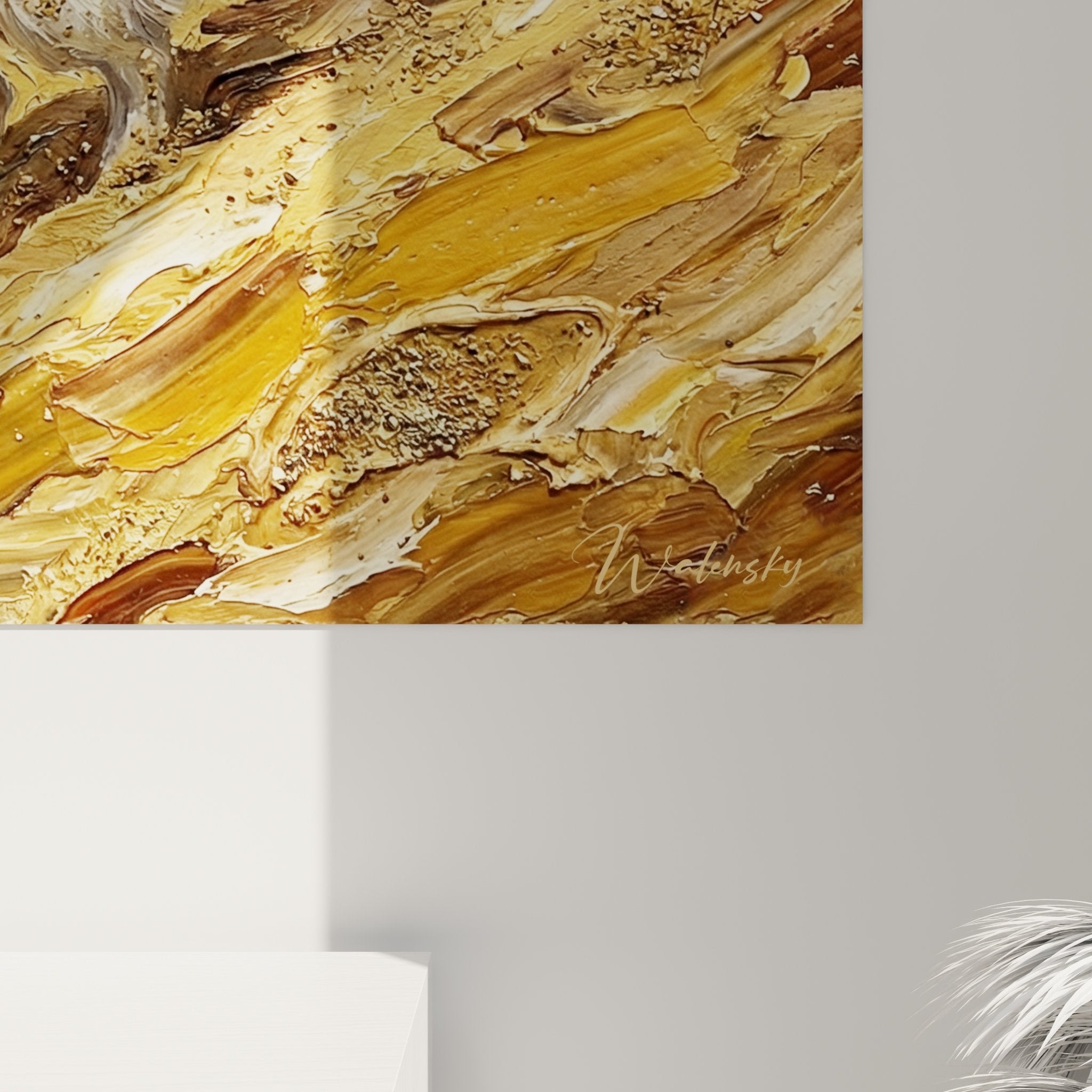 Vue d'ensemble tableau chien papillon plage dans intérieur moderne avec mobilier bois et déco côtière