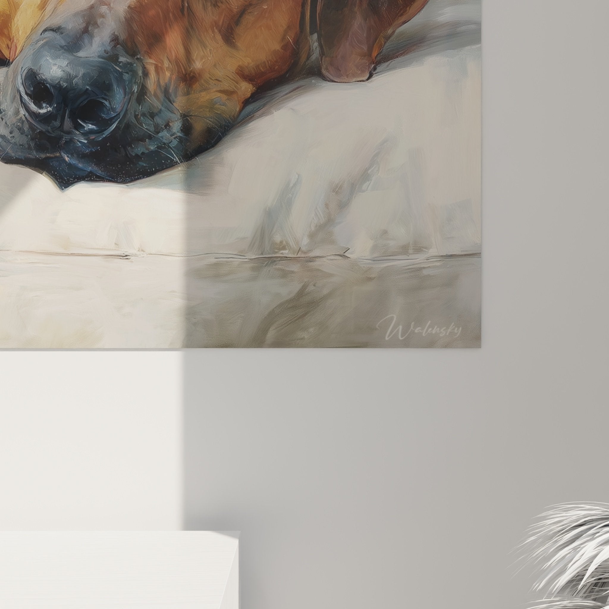 Vue ensemble tableau chien rhodesian ridgeback décoration intérieure tons ocre caramel