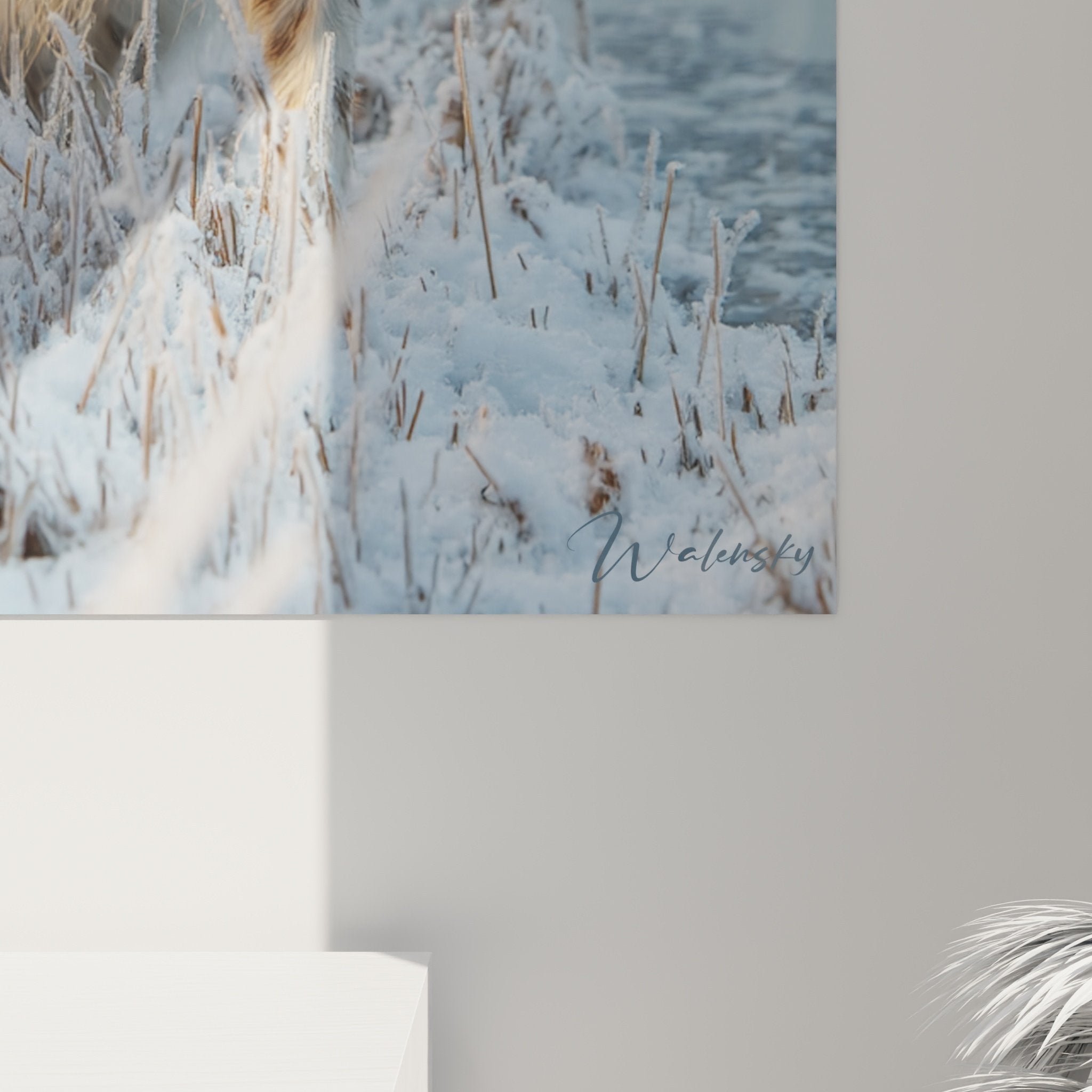 Vue d'ensemble tableau chien hiver accroché mur salon décoration murale