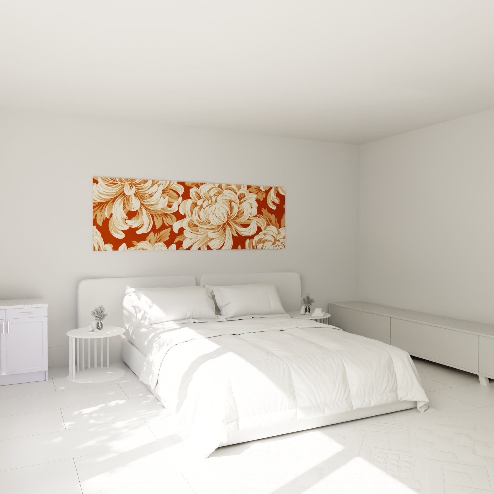 Pétales de chrysanthème ivoire sur fond terracotta accrochés au-dessus d'un lit dans une chambre claire