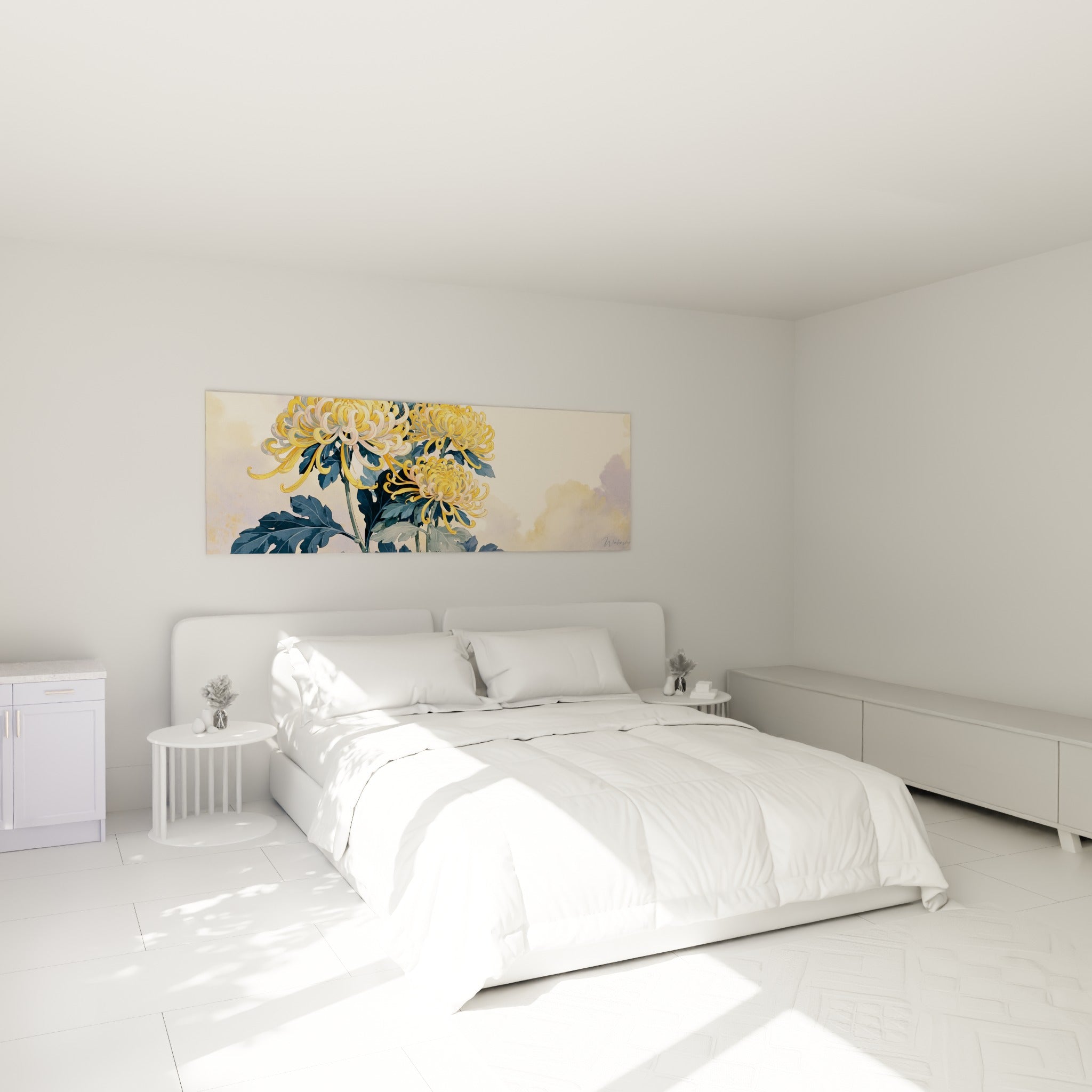 Fleurs de chrysanthème dorées et bleu pétrole au-dessus d'un lit dans une chambre claire