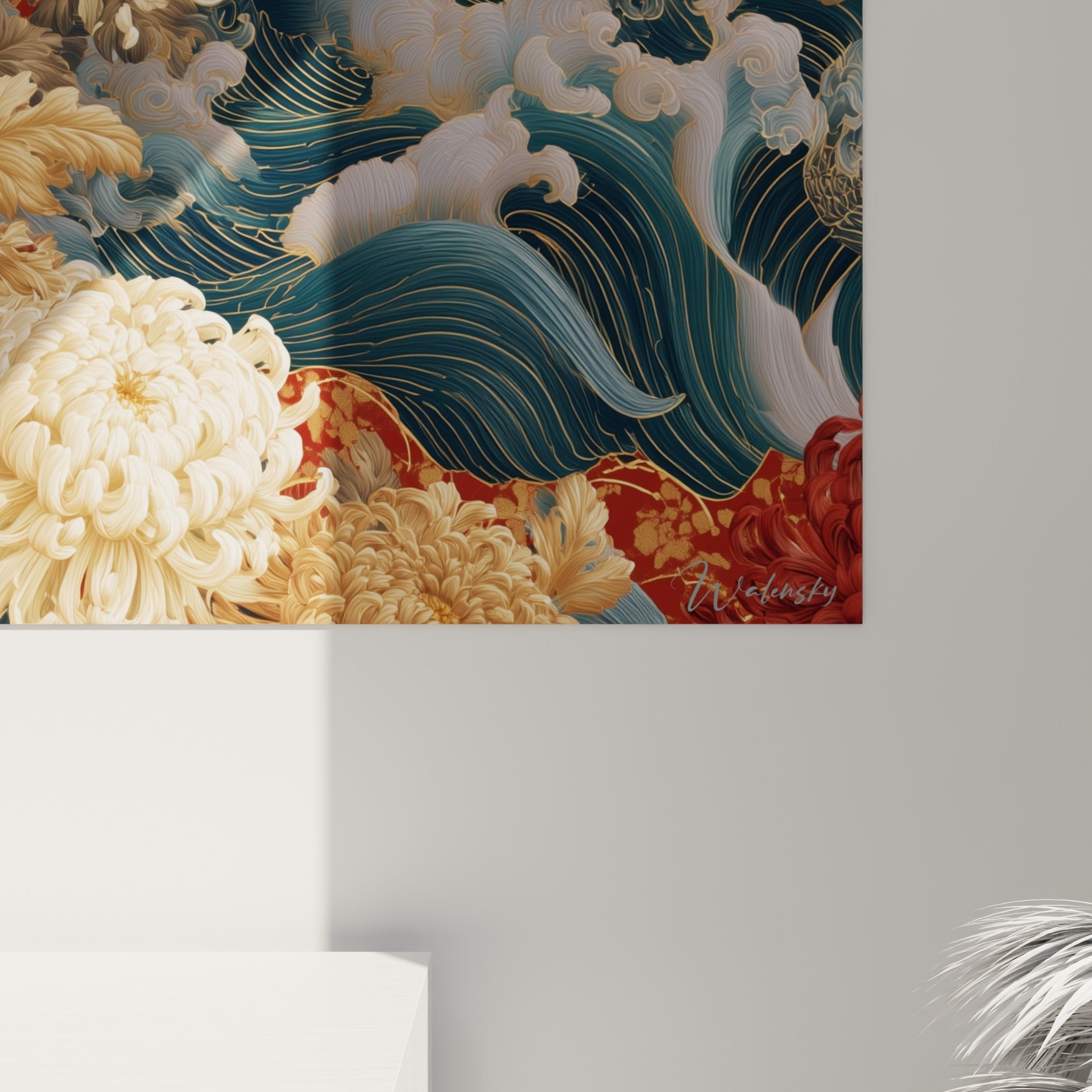 Grain et empâtements du chrysanthème doré révélant les liserés fins de la vague bleu marine peinte