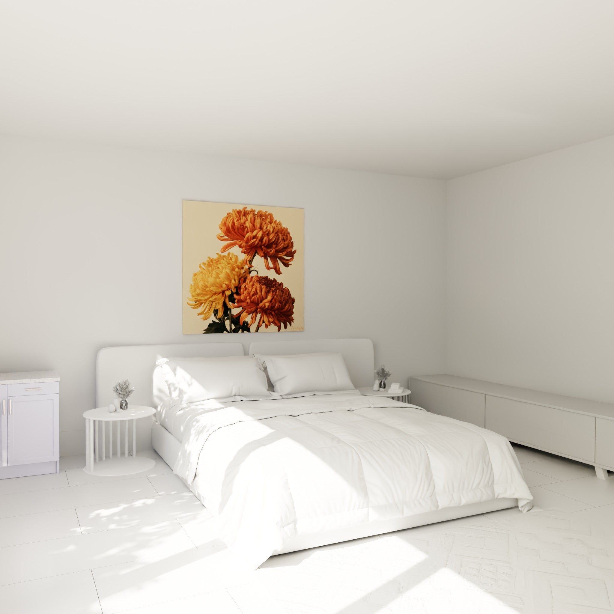 Bouquet de chrysanthème ocre et brun-rouge suspendu au-dessus d'un lit dans une chambre claire