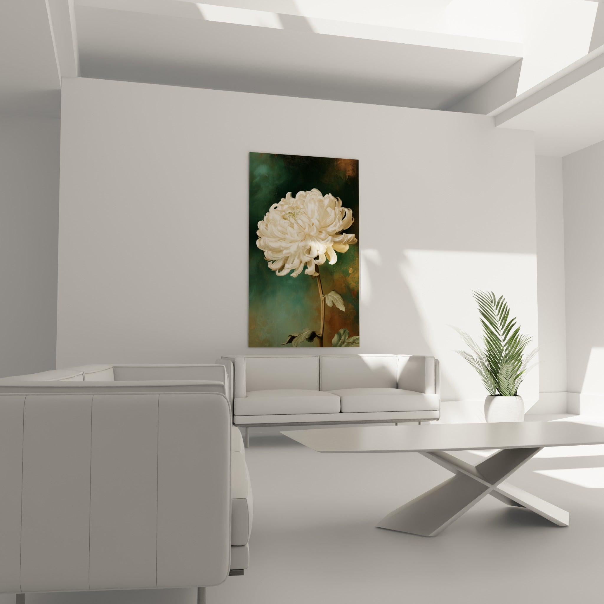 Pétales blanc crème du chrysanthème contrastant avec un fond bronze au-dessus d'un canapé dans un salon lumineux
