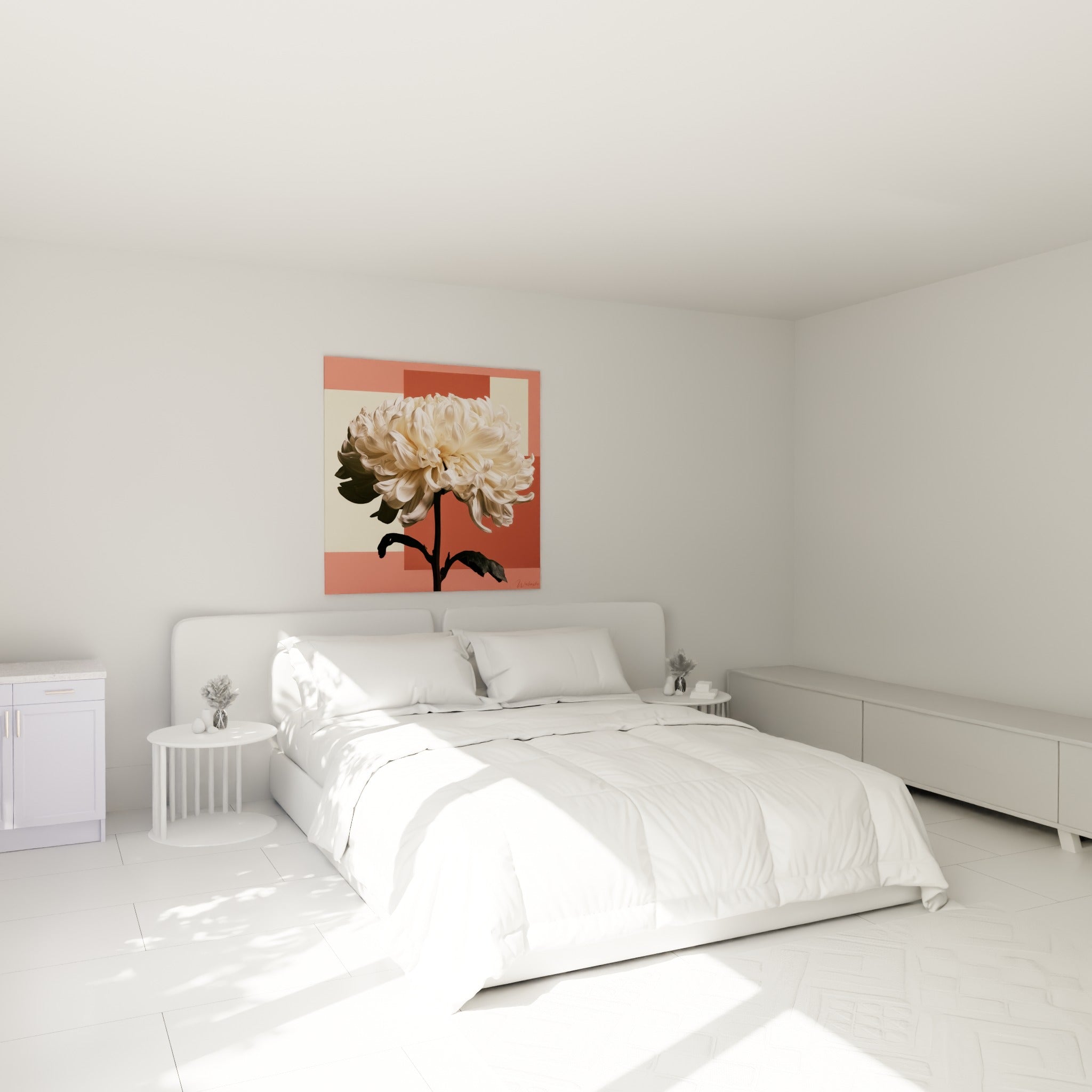 Pétales blancs et nacrés du chrysanthème corail au-dessus d'un lit dans une chambre claire