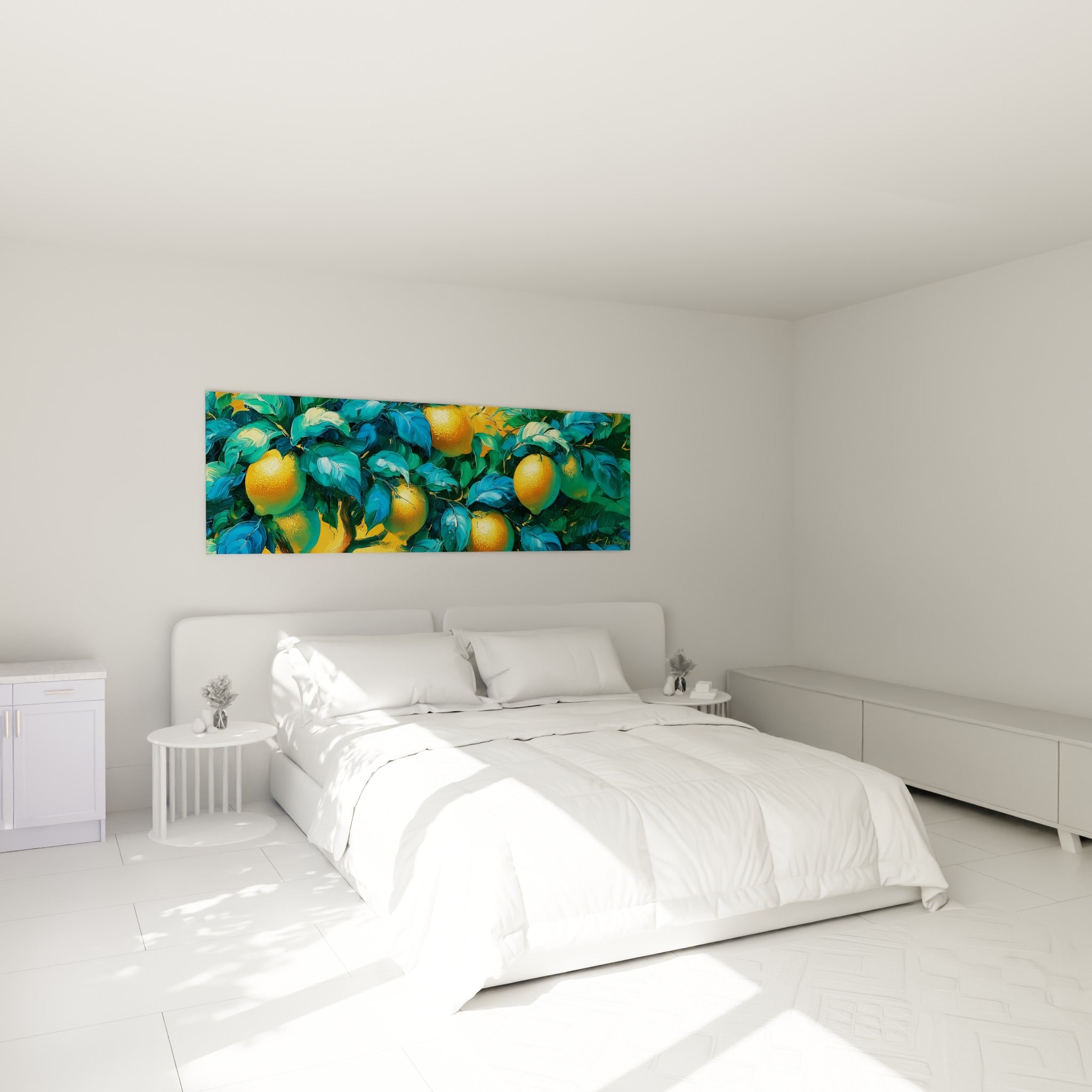 Branche chargée de citrons jaunes et feuillage turquoise, accrochée au-dessus d'un lit dans une chambre claire
