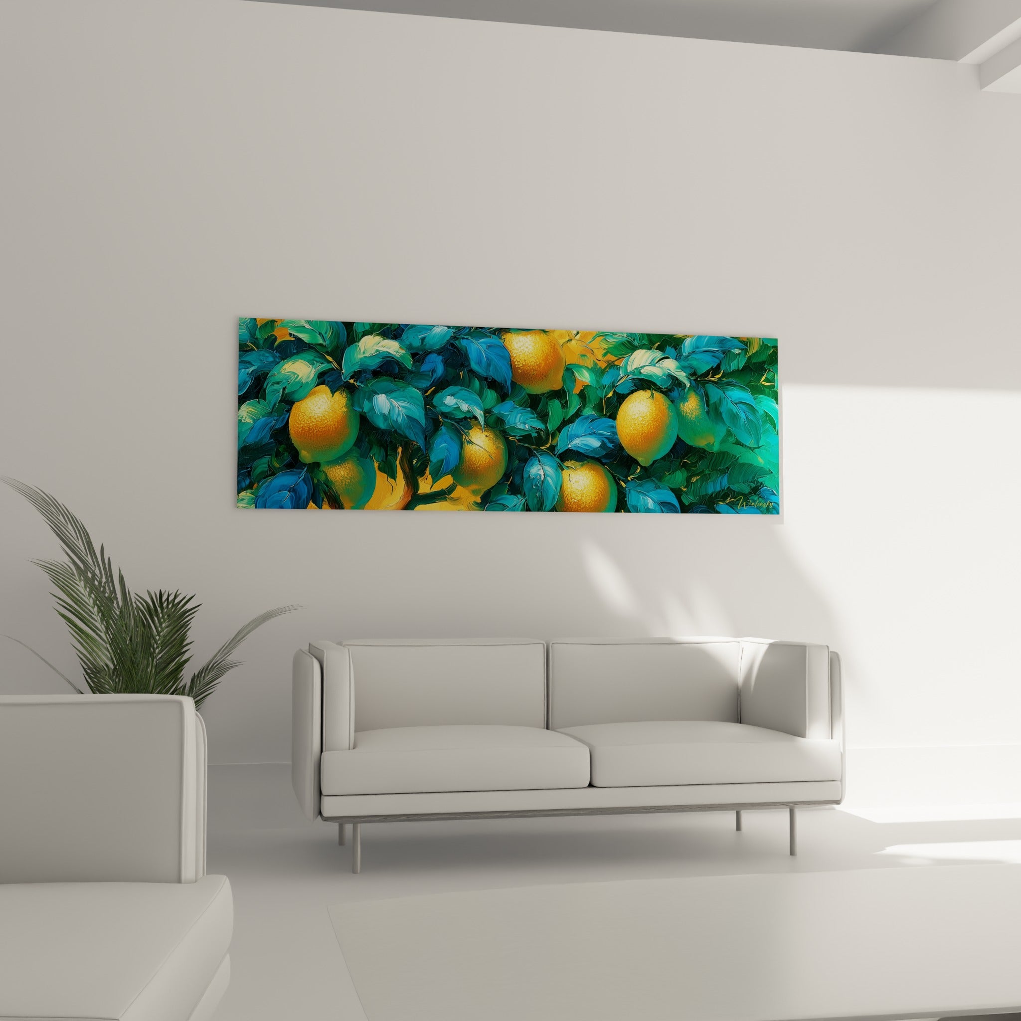 Fruits dorés et feuillage émeraude vibrant, disposés au-dessus d'un canapé dans un salon lumineux