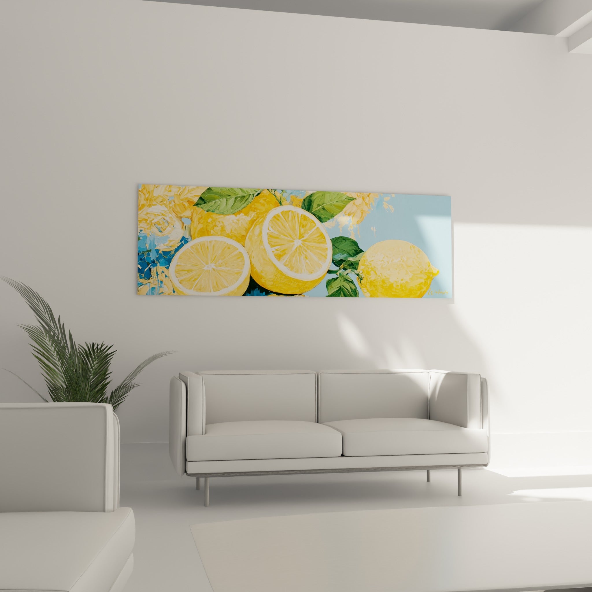 Citrons jaune vif et bleu ciel accrochés au-dessus d'un canapé dans un salon lumineux