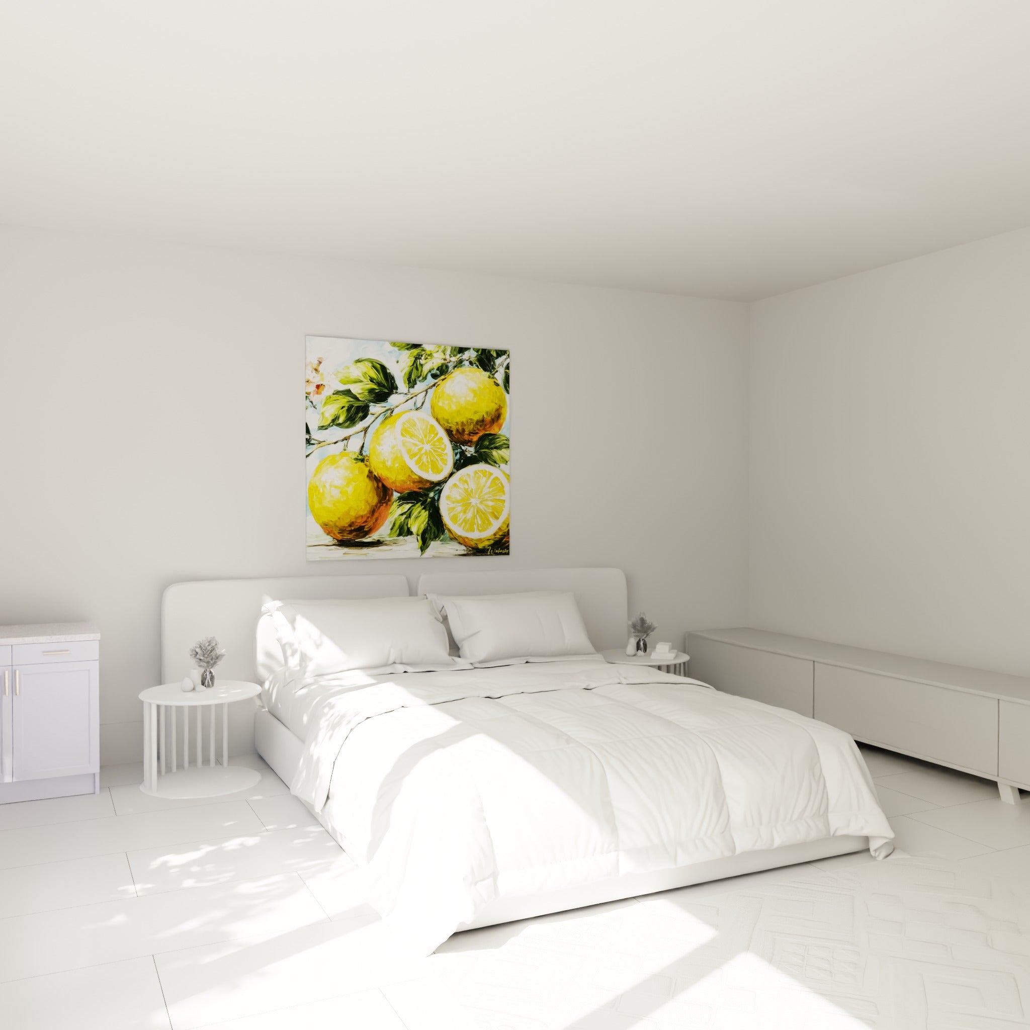 Branche de citrons jaunes et verts peinte au couteau, accrochée au-dessus d'un lit dans une chambre claire