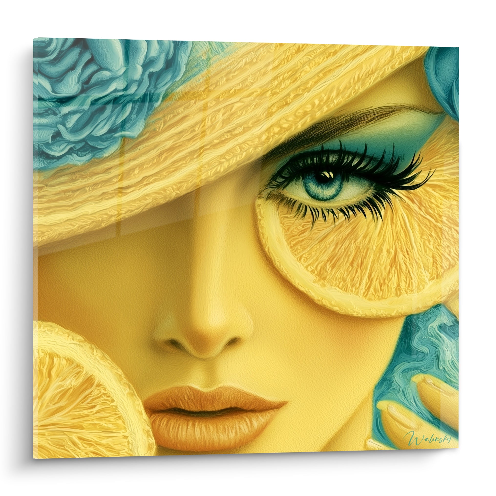 Visage citron aux yeux bleu turquoise sous chapeau jaune, tranche d'agrume sur l'œil