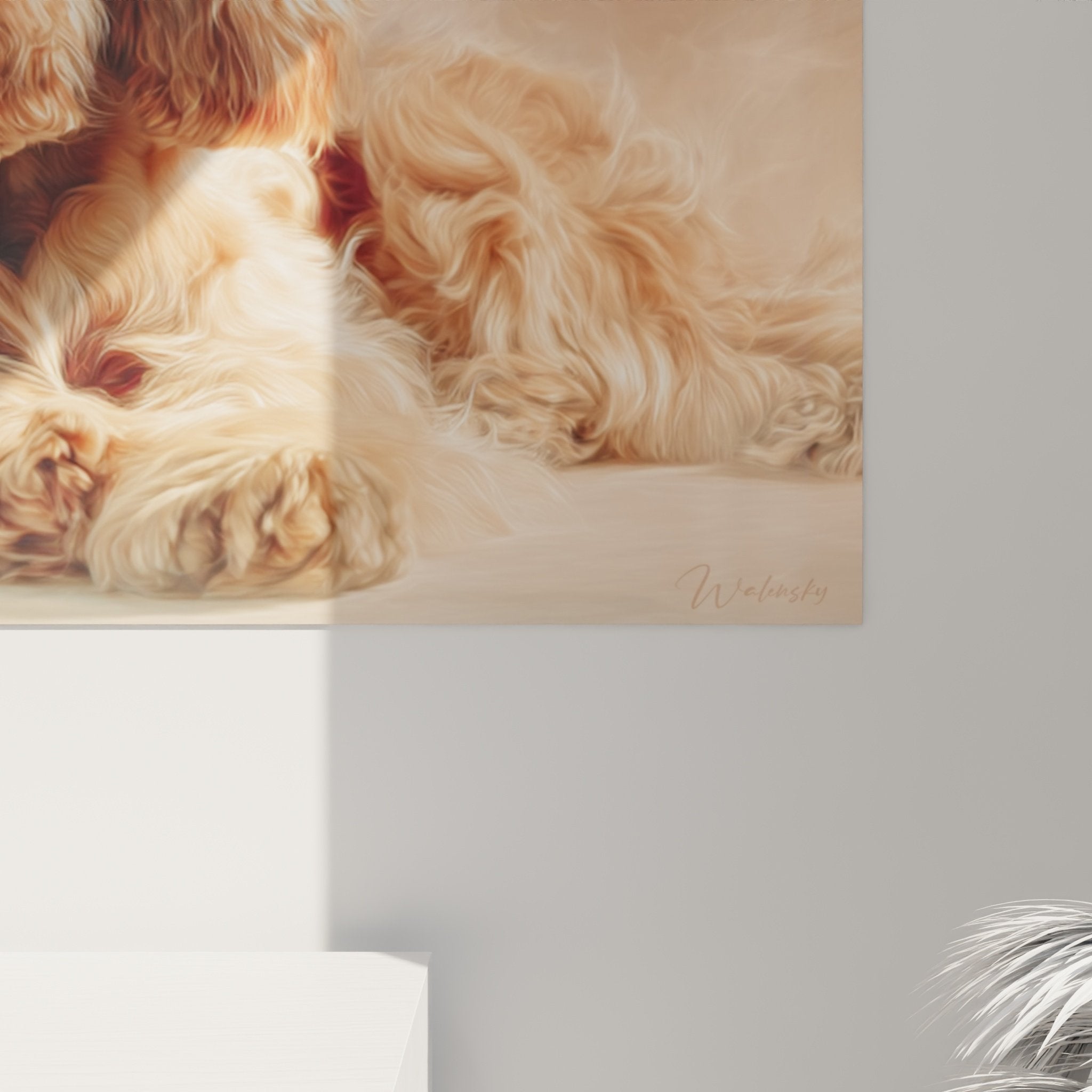 Vue d'ensemble tableau Cocker Américain contemplatif intégré dans salon chaleureux tons neutres