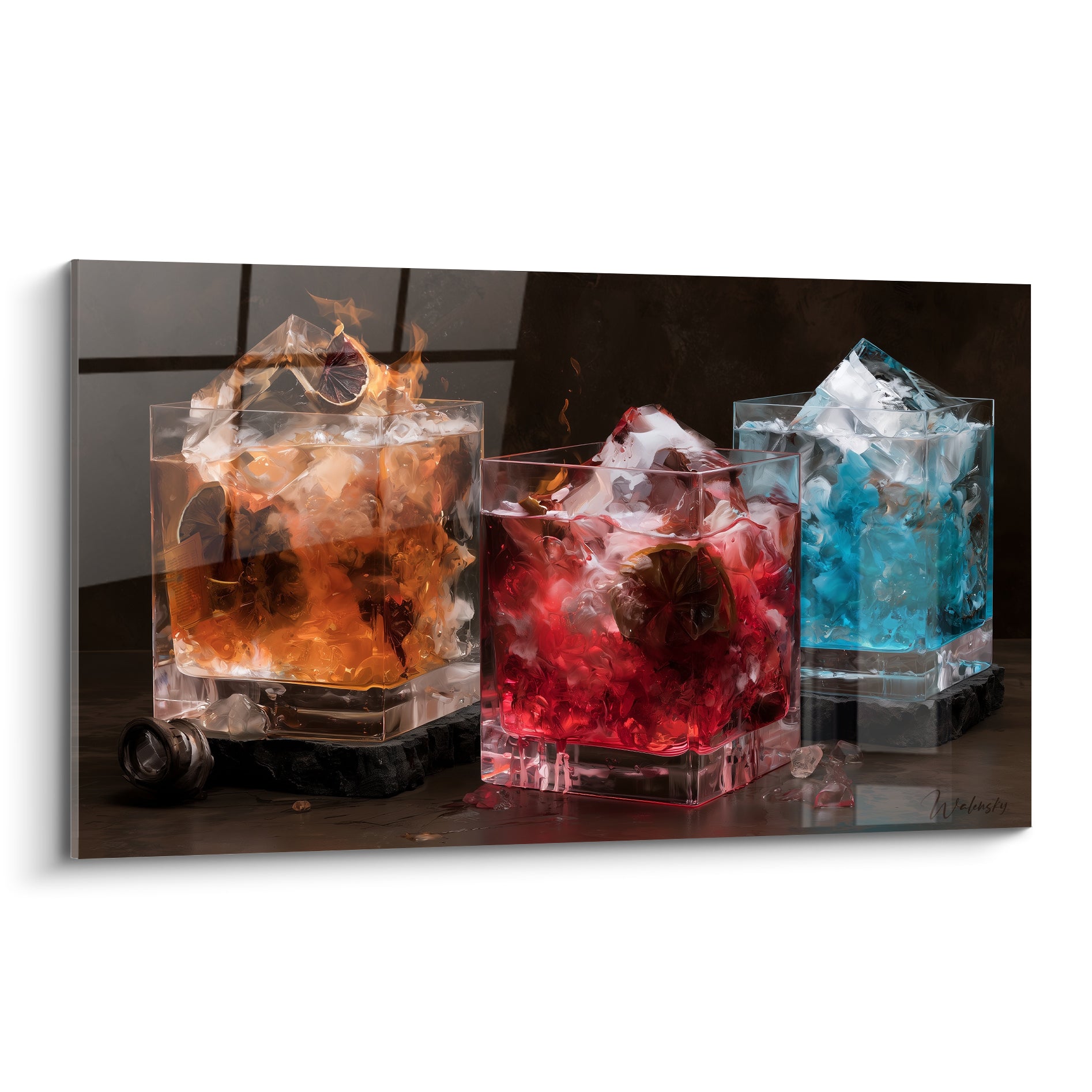 Trois verres cocktail ambré, rouge grenat et bleu turquoise flambés sur fond anthracite