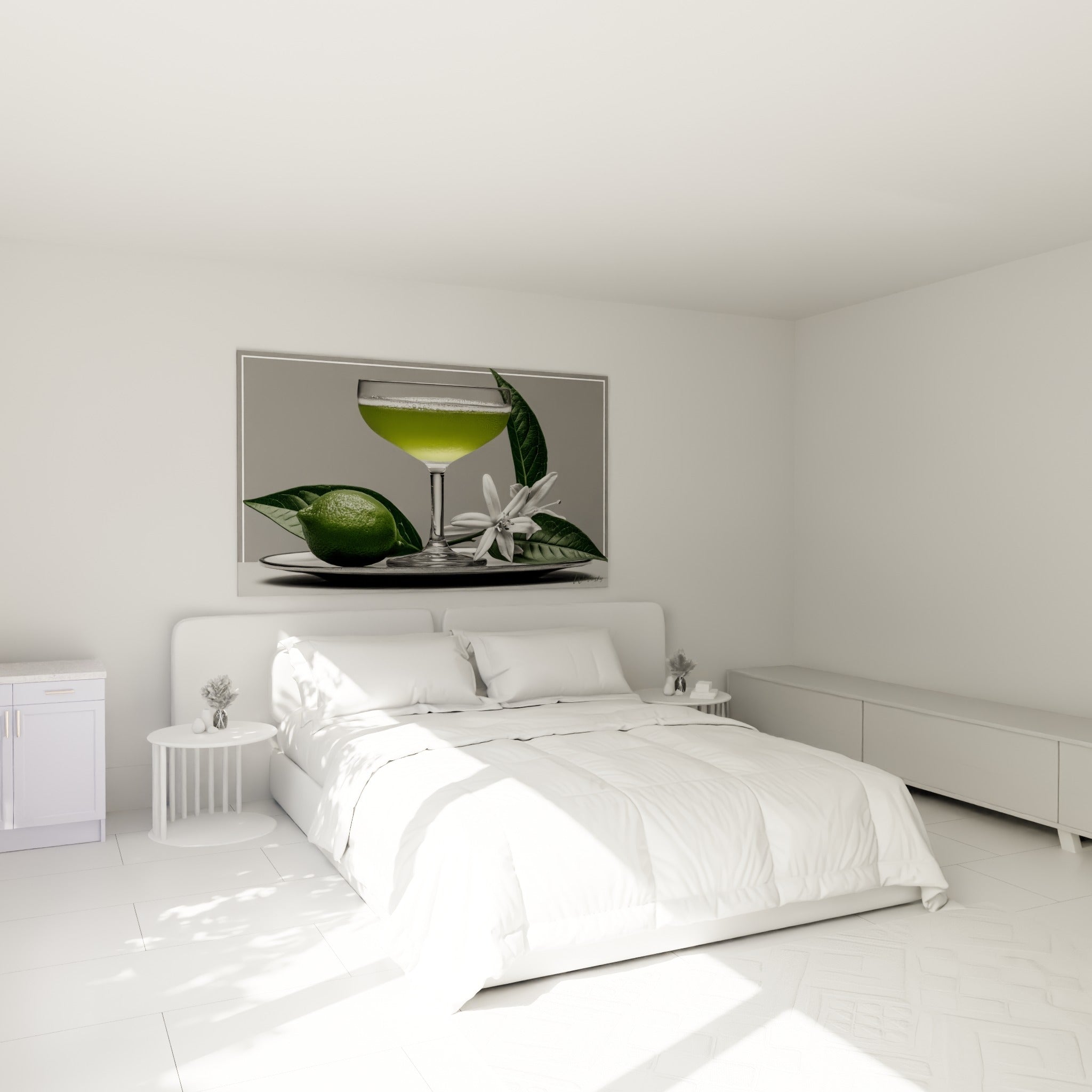 Citron vert et coupe pétillante en vert anisé accrochés au-dessus d'un lit dans une chambre claire