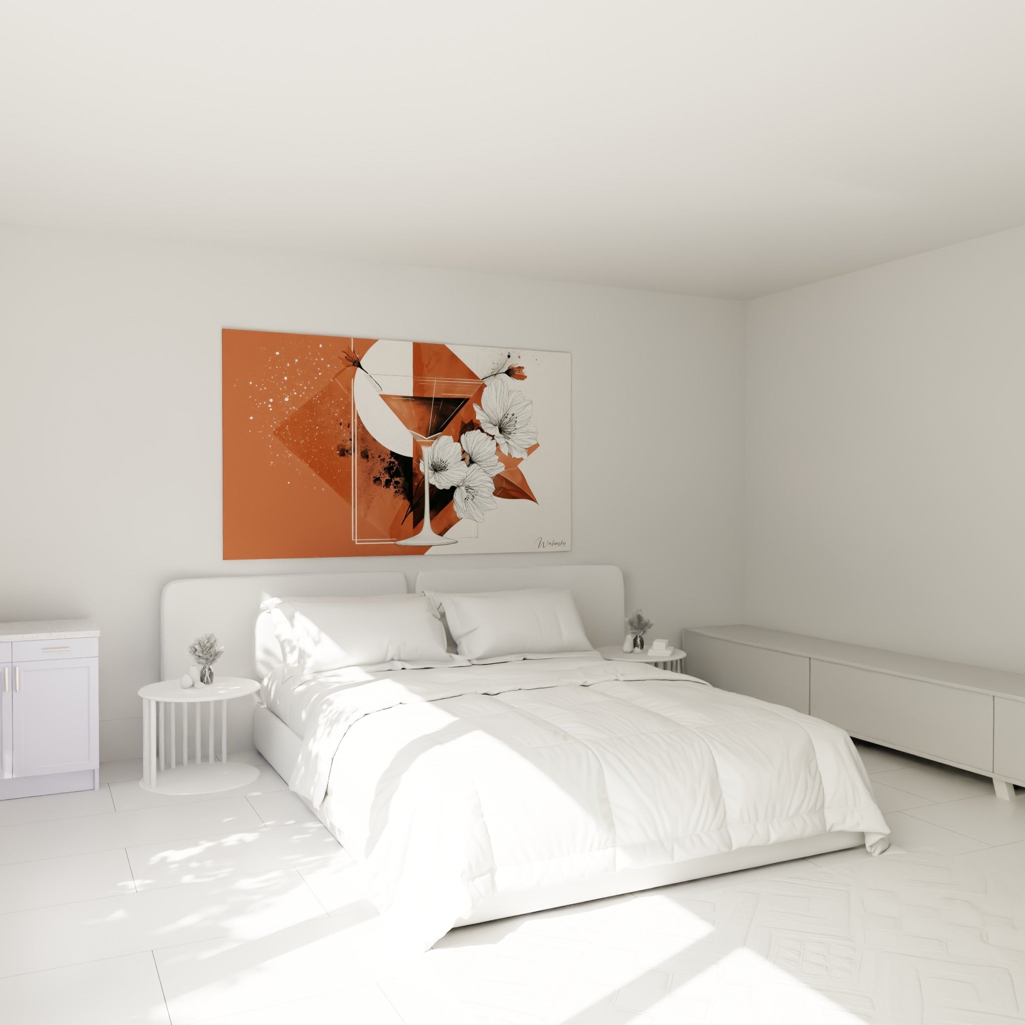 Fleurs blanches et verre à cocktail terracotta accrochés au-dessus d'un lit dans une chambre claire