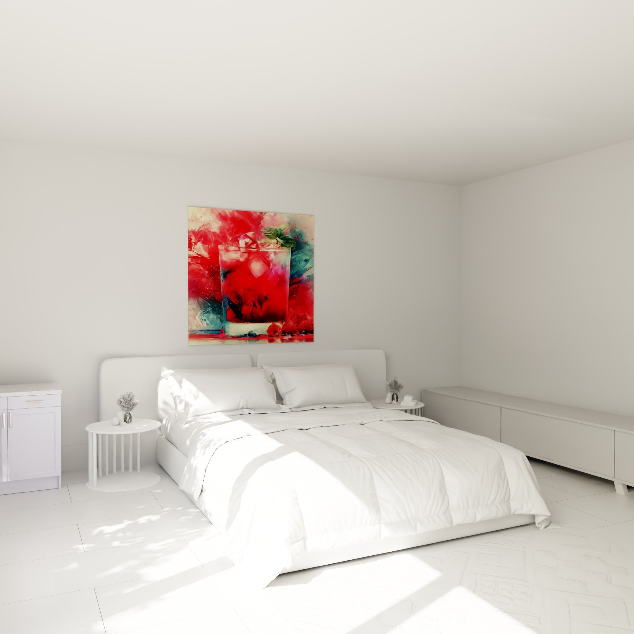Cocktail rouge et bleu pétrole aux glaçons scintillants, accroché au-dessus d'un lit dans une chambre claire