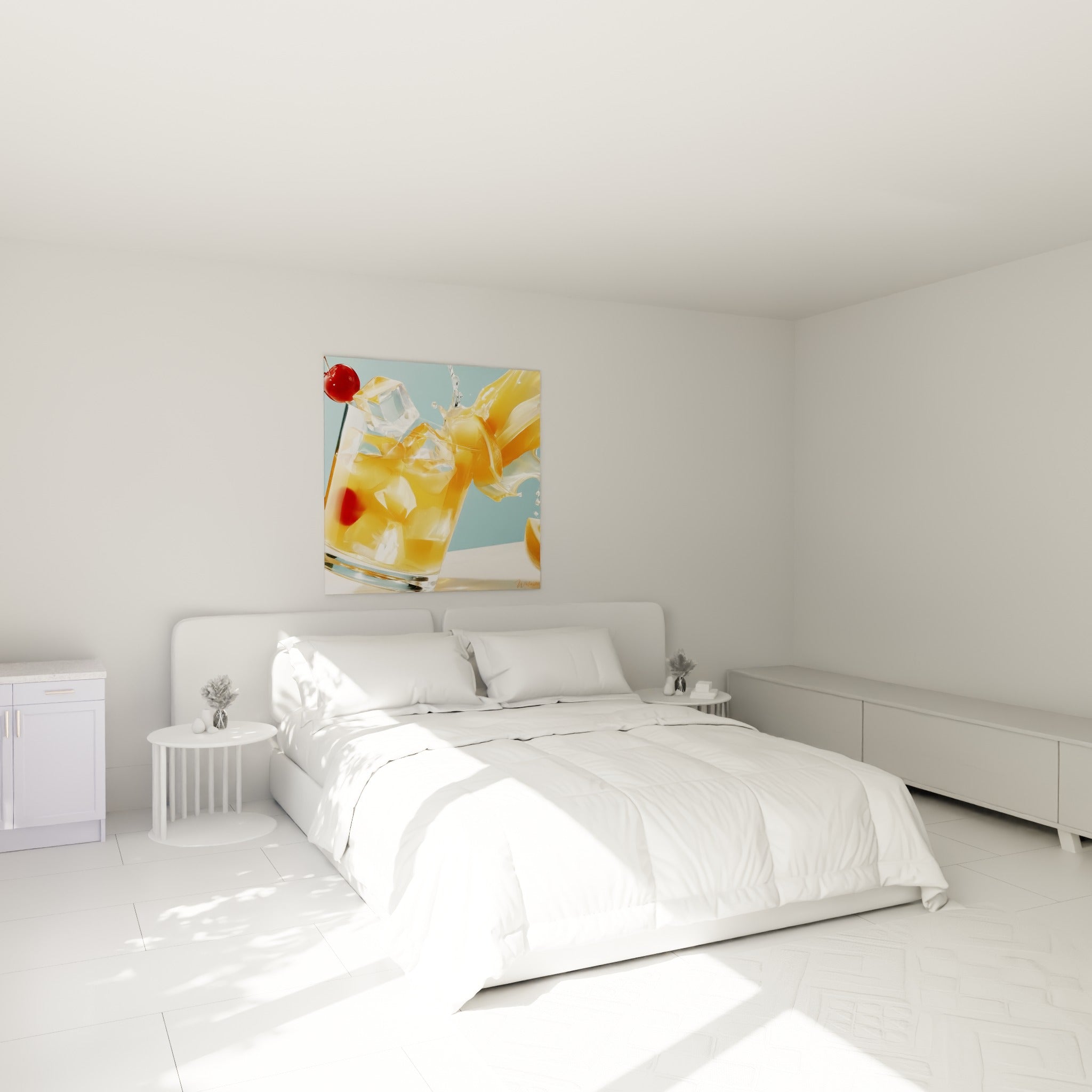 Cocktail doré en pleine éclaboussure au-dessus d'un lit dans une chambre claire