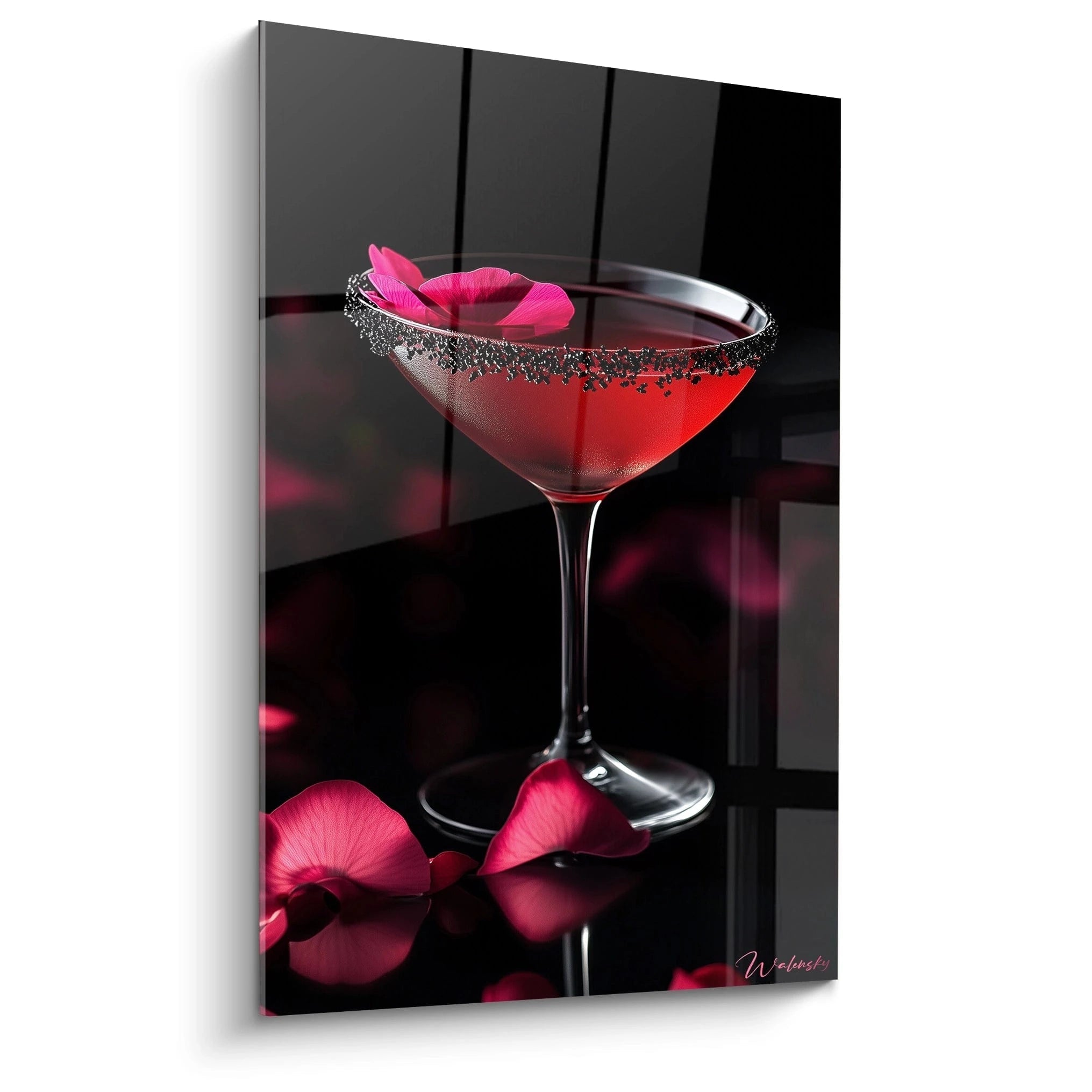 Un tableau cocktail représentant un verre à pied rempli d’un liquide rouge vif, bordé de sucre noir, avec des pétales roses en surface. Le fond sombre crée un fort contraste avec la transparence du verre.