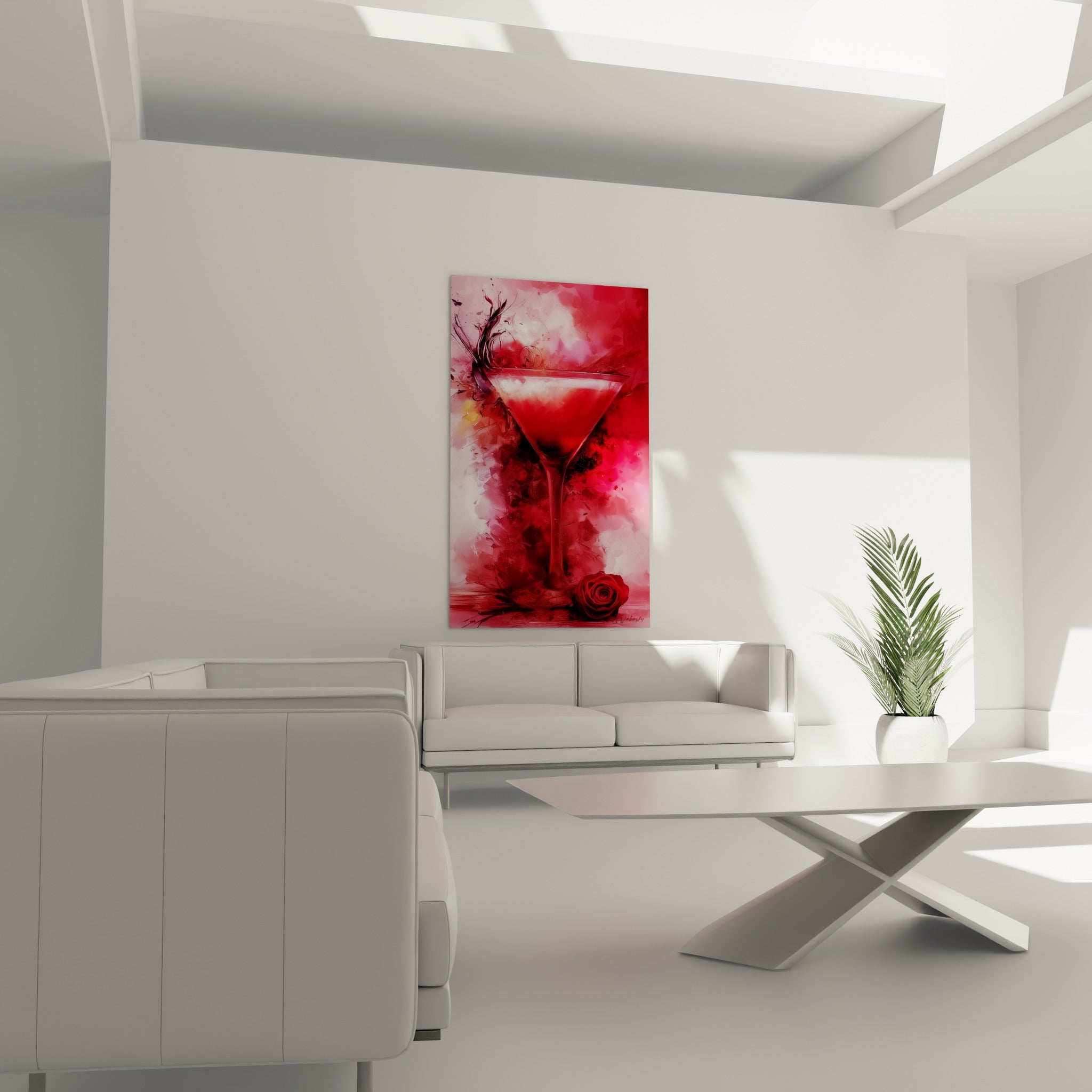Martini rouge vif entouré de rose bordeaux au-dessus d'un canapé dans un salon lumineux