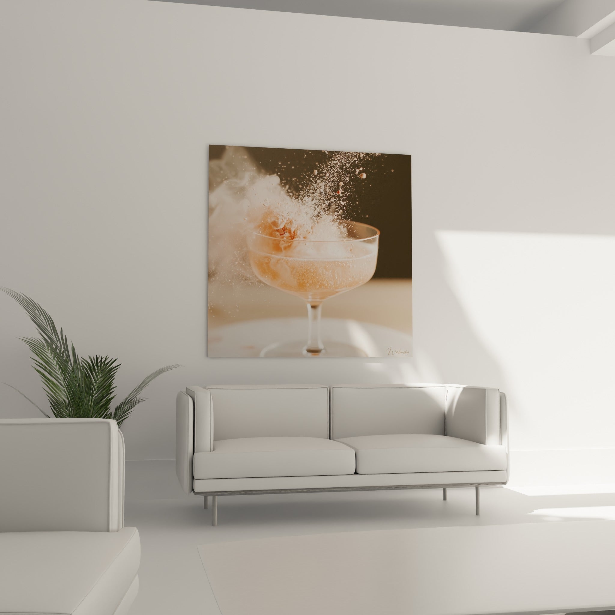 Verre à cocktail rosé libérant une explosion blanche et dorée, au-dessus d'un canapé dans un salon lumineux