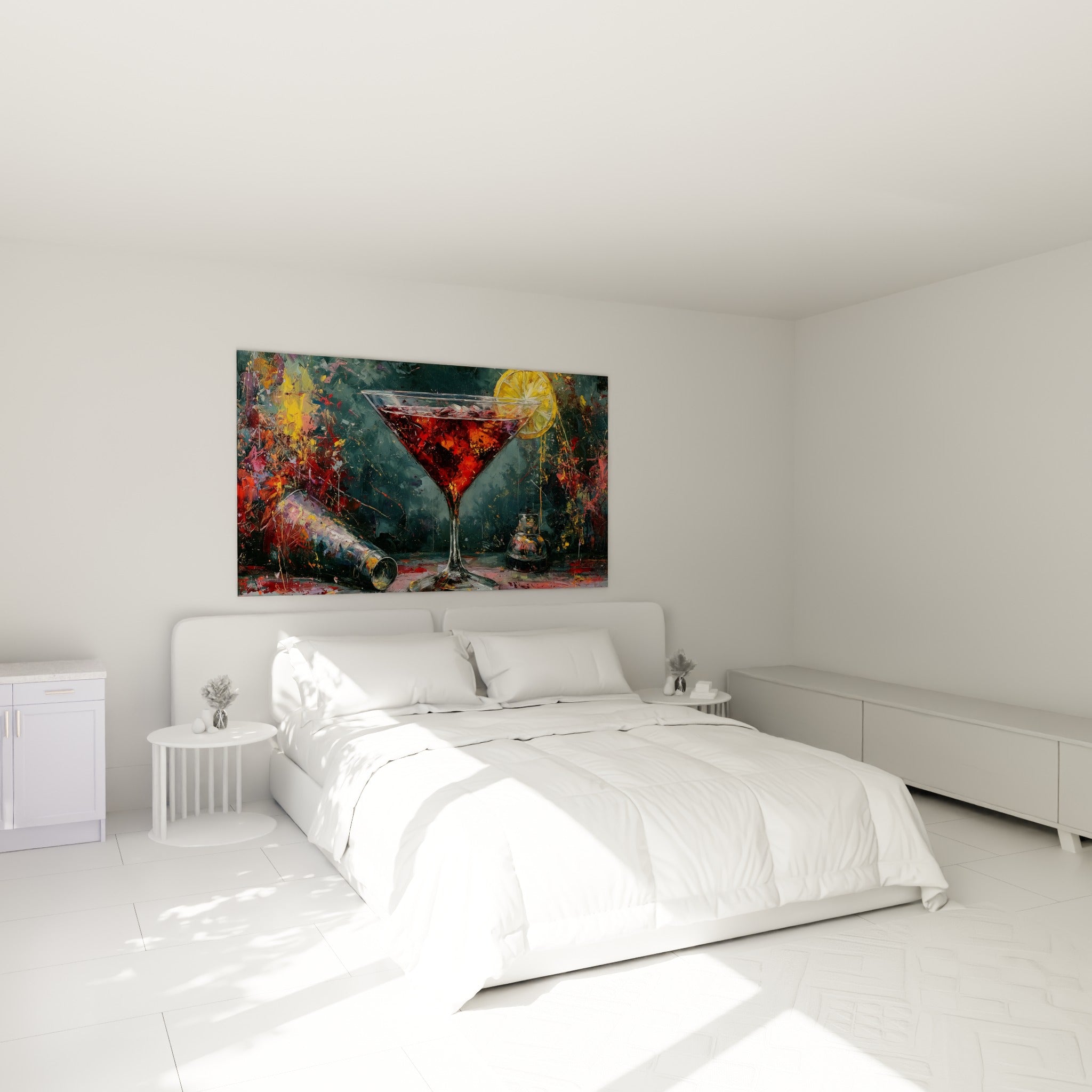 Martini rouge et jaune citron peint avec expressivité, accroché au-dessus d'un lit dans une chambre claire