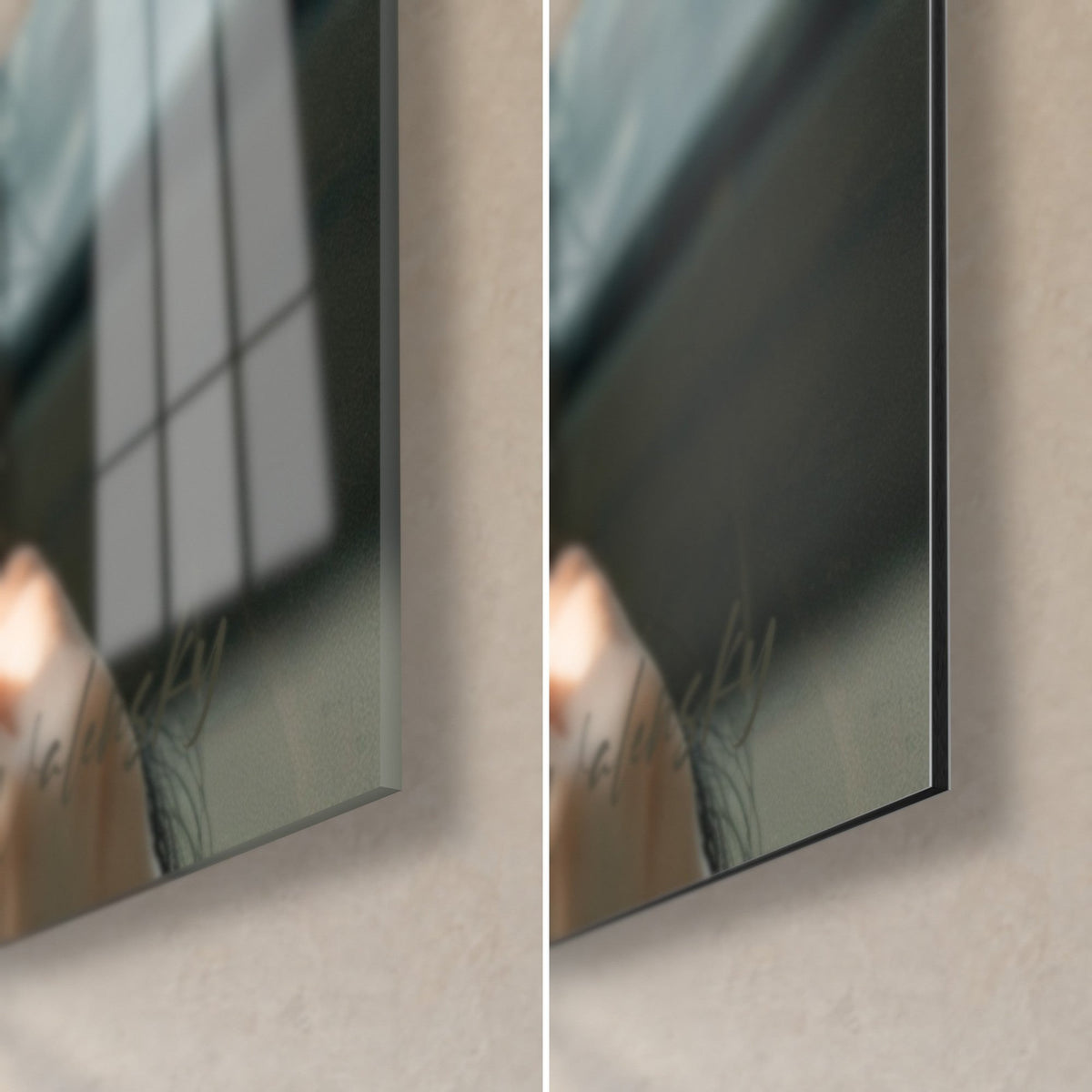Cuadro cabellera morena junto a una ventana, esquina inferior derecha: cristal acrílico brillante con reflejos, Dibond negro mate, canto de 3 mm