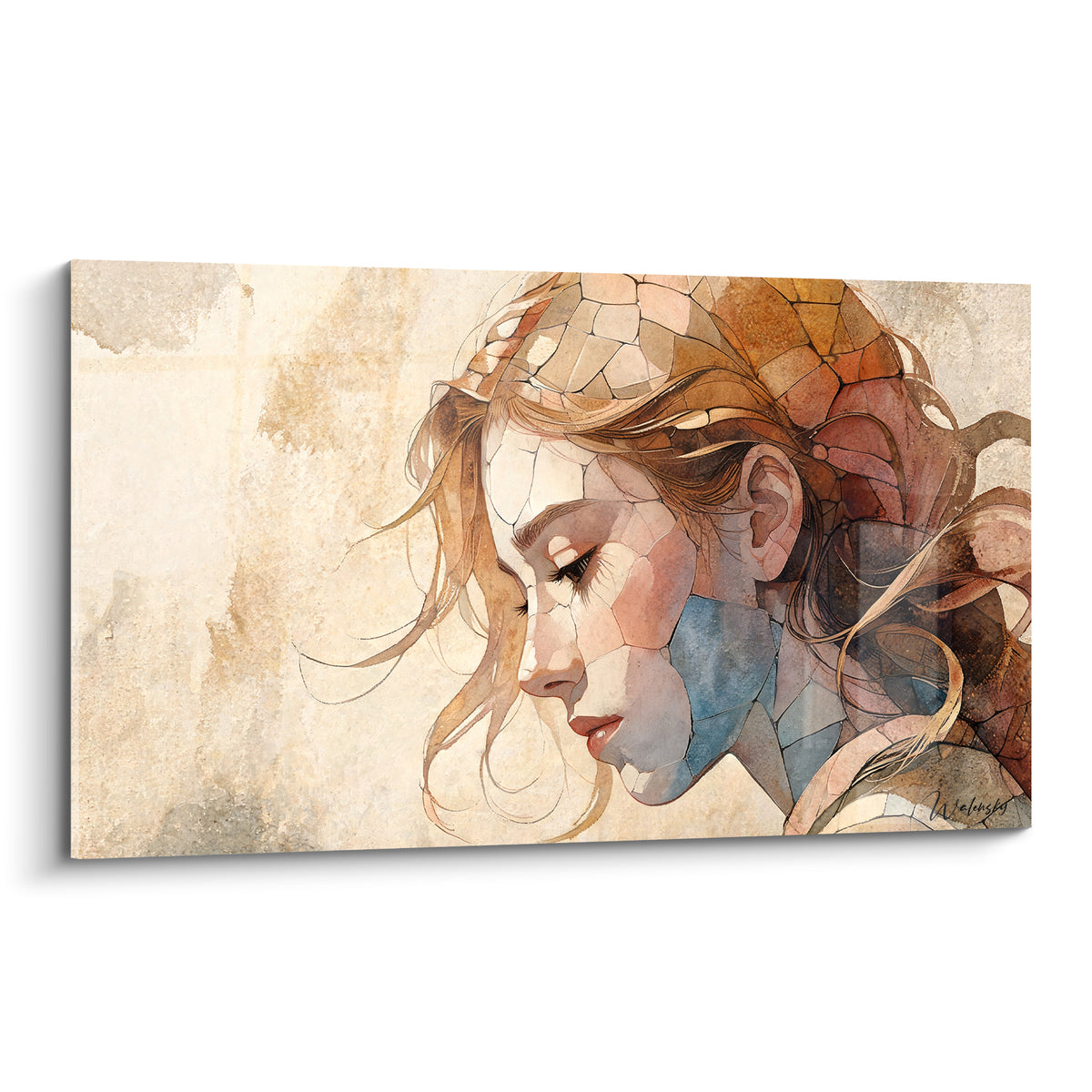 Portrait féminin de profil aux fragments ocre et bleu pastel, chevelure fauve fluide, yeux clos