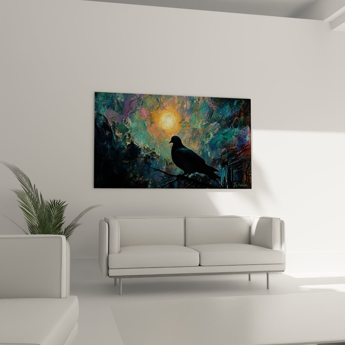 Oiseau sombre perché sur une branche devant un ciel turquoise et ocre, au-dessus d'un canapé dans un salon lumineux