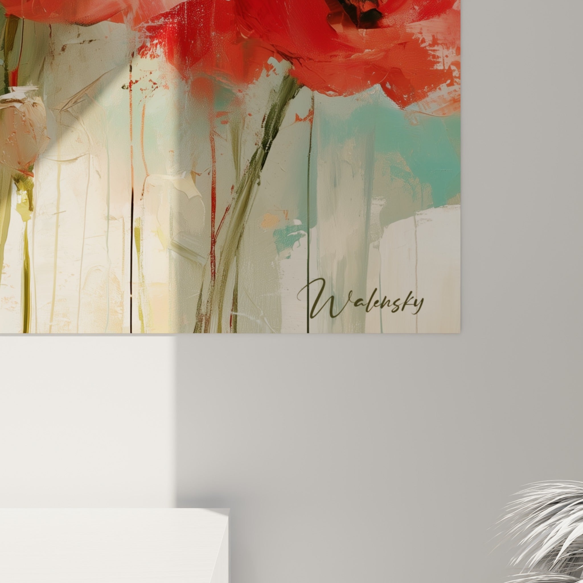 Empâtements rouges et coulures vertes visibles sur la toile de coquelicots accrochée au mur
