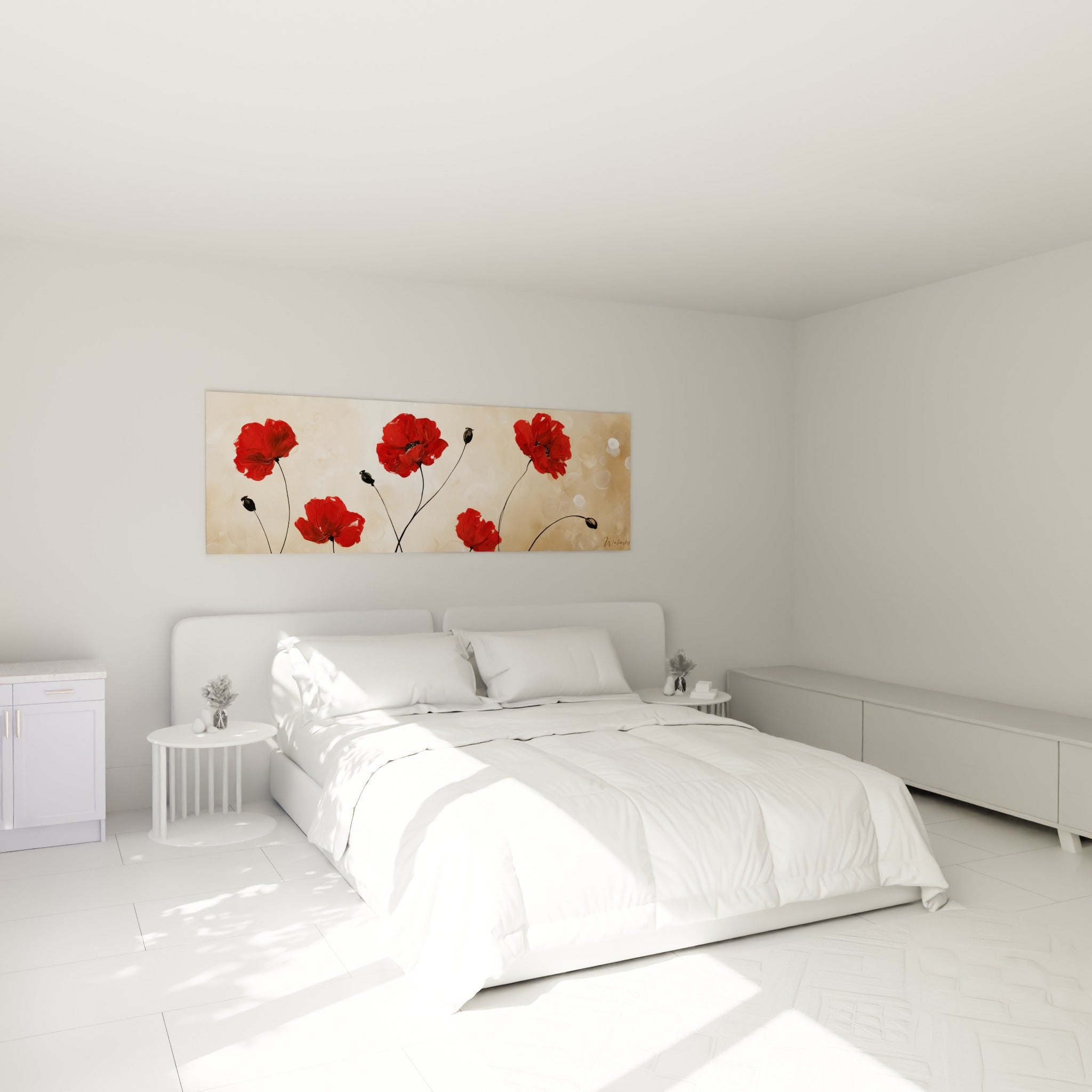 Coquelicots rouges peints sur fond crème, accrochés au-dessus d'un lit dans une chambre claire